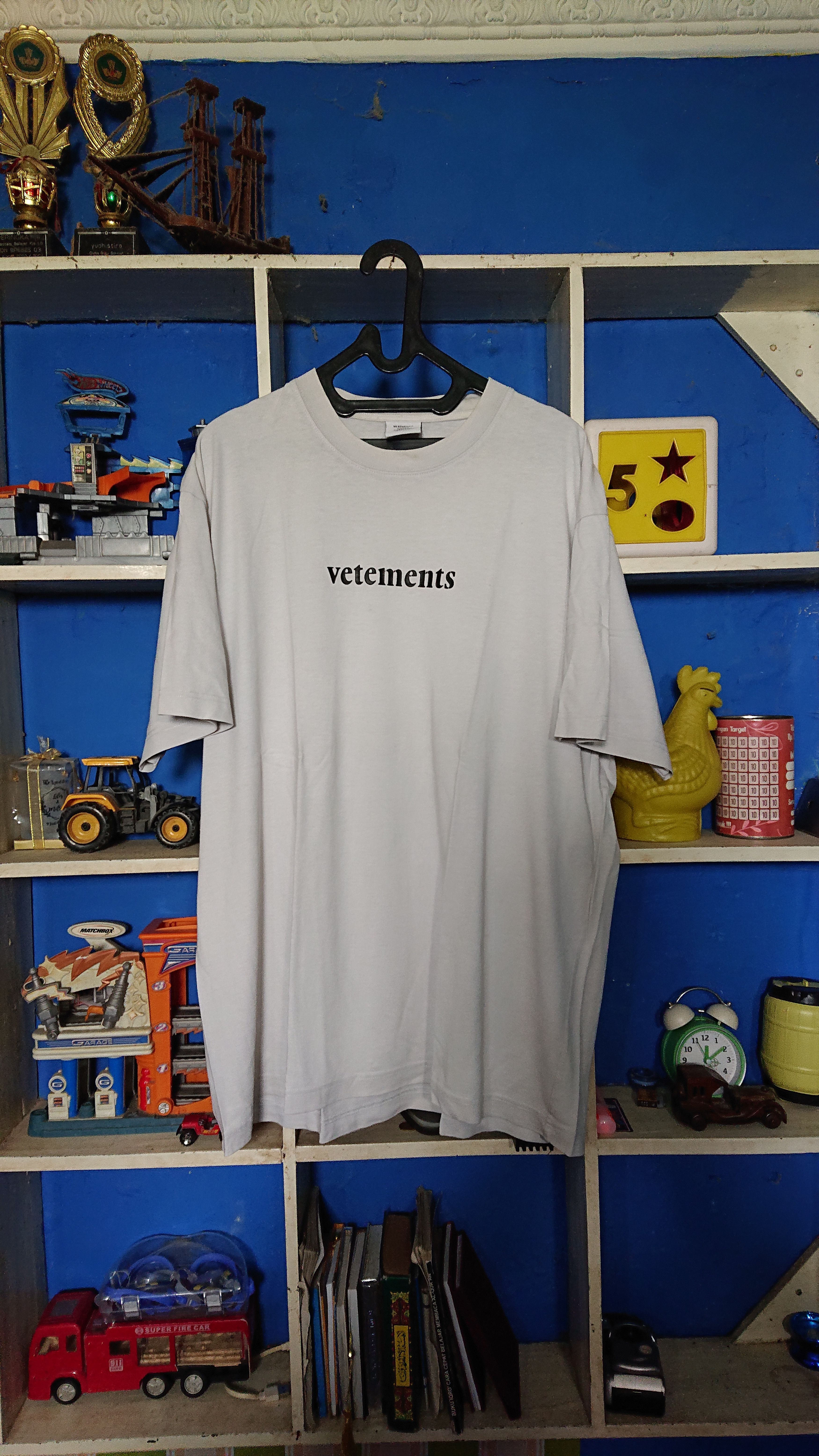 image of Vetements Postage Tee in White, Men's (Size XL)