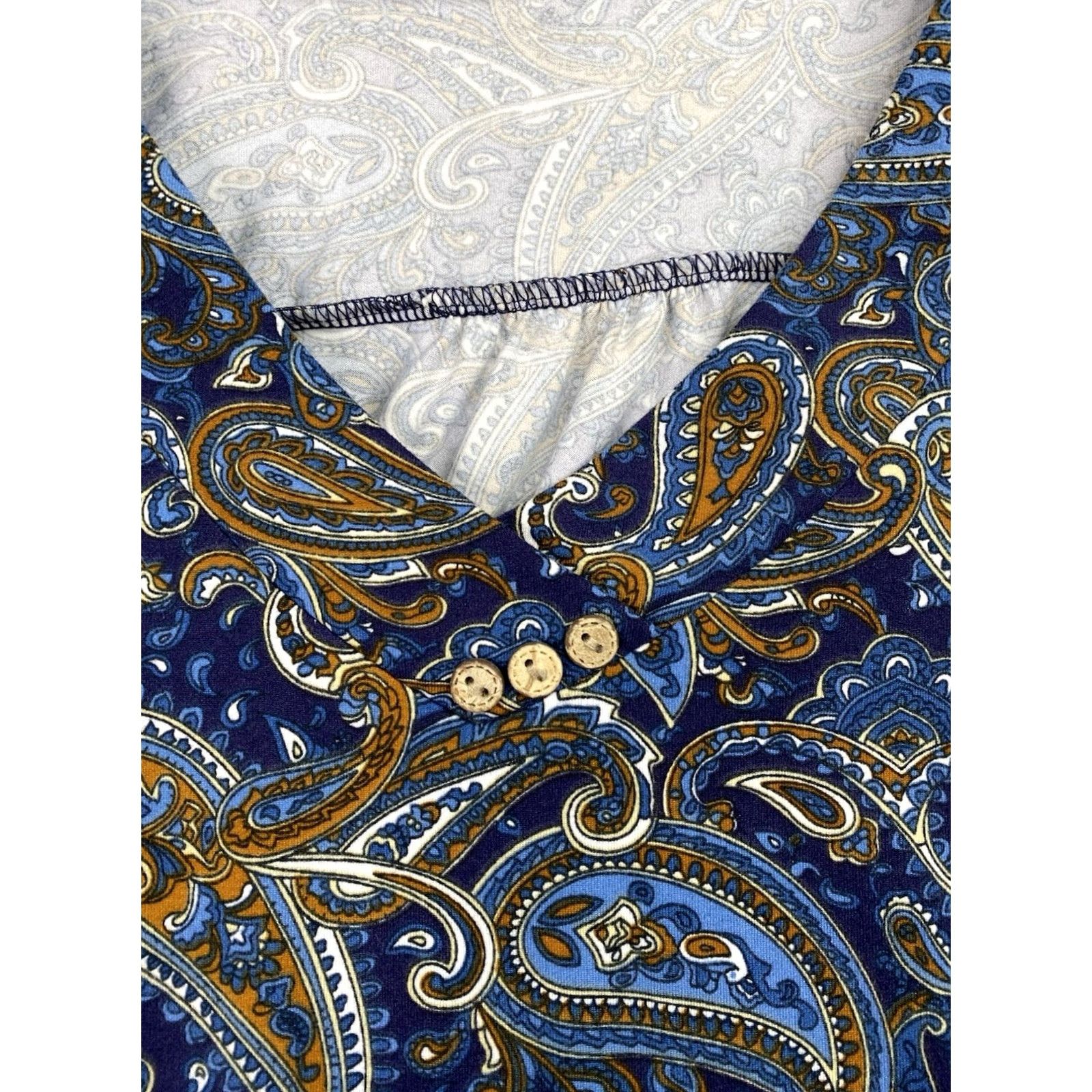 Vintage U. Vomade Tunic Blue Paisley Print Long Sleeve Plus 4X Knit V-Neck Button Stretch Adult Womens Size XXL / US 16-18 / IT 52-54 - 3 Thumbnail