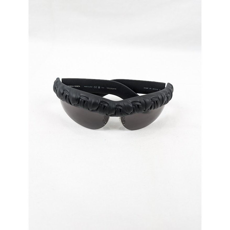 Bottega Veneta o1rshd1 Size: XL / Sunglasses Case Medium in Black Size ONE SIZE - 3 Thumbnail