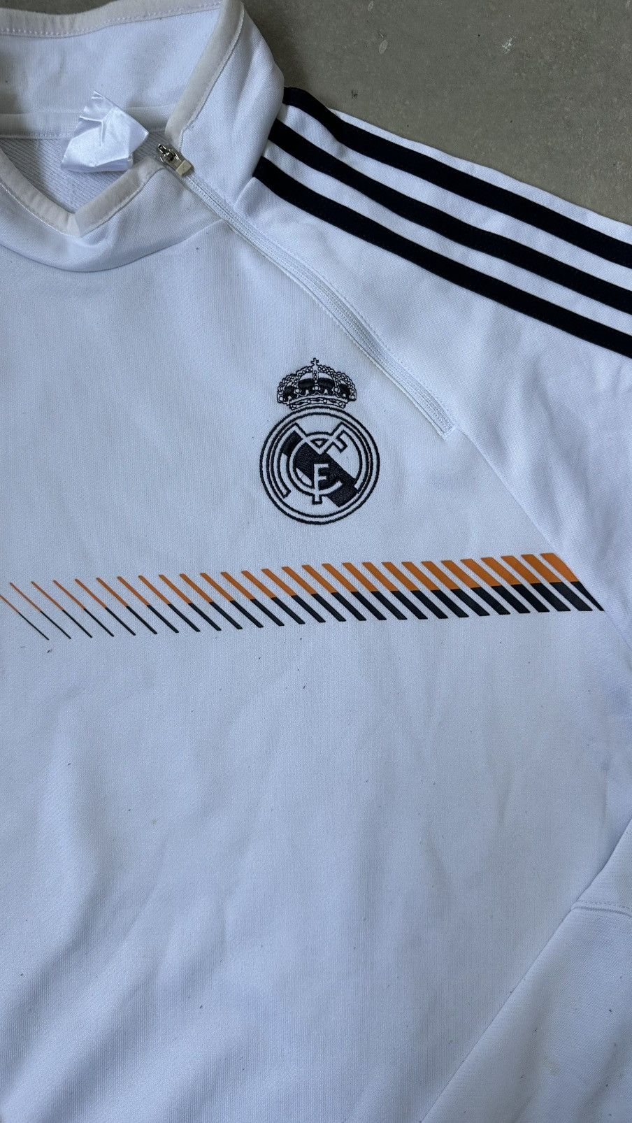 Adidas REAL MADRID TRAINING TOP 2013-2014 Size US M / EU 48-50 / 2 - 3 Thumbnail