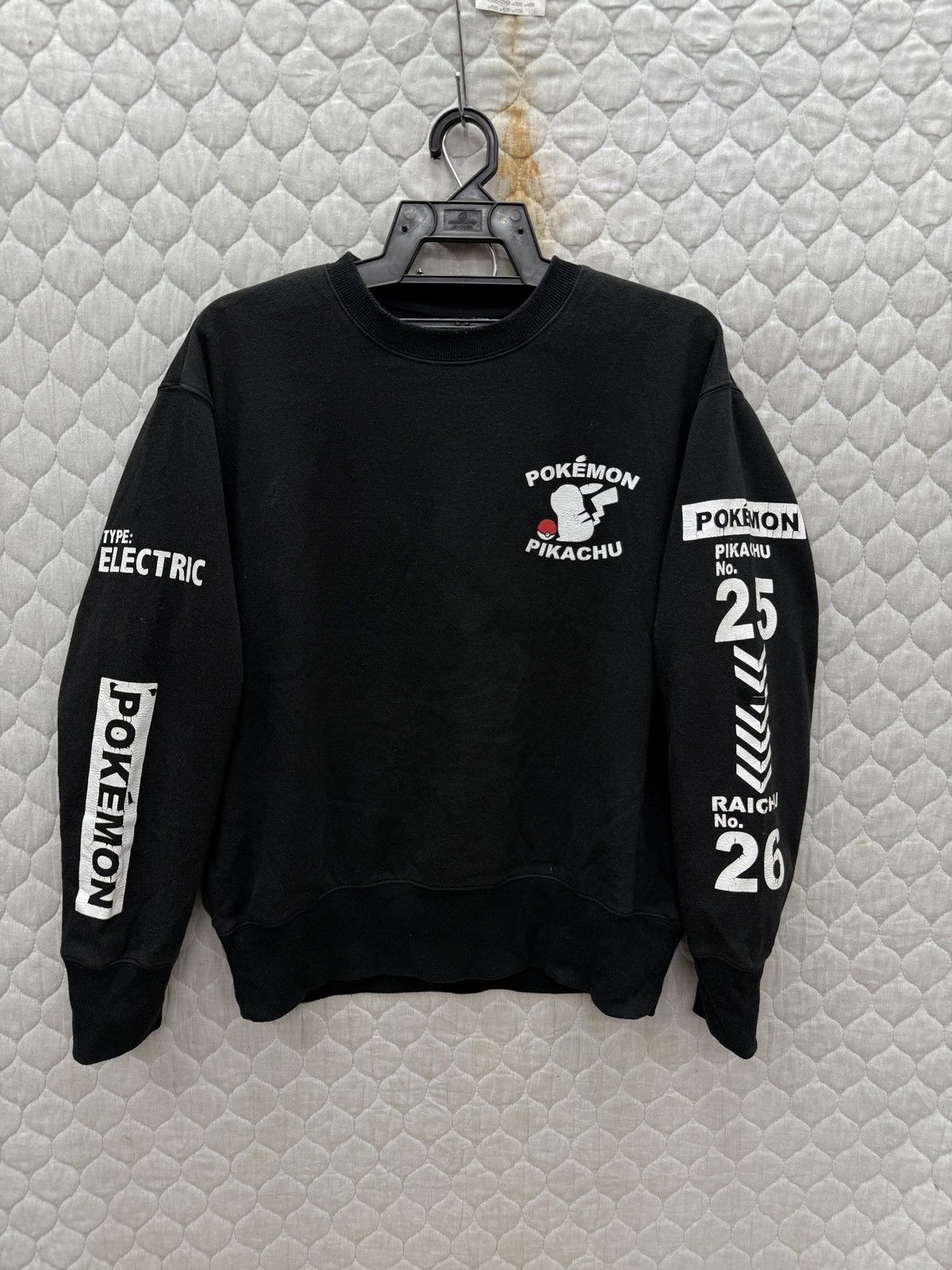 Pokemon 🔥🔥🔥ARCHIVE VINTAGE POKEMON SWEATSHIRTS Size US S / EU 44-46 / 1 - 1 Thumbnail