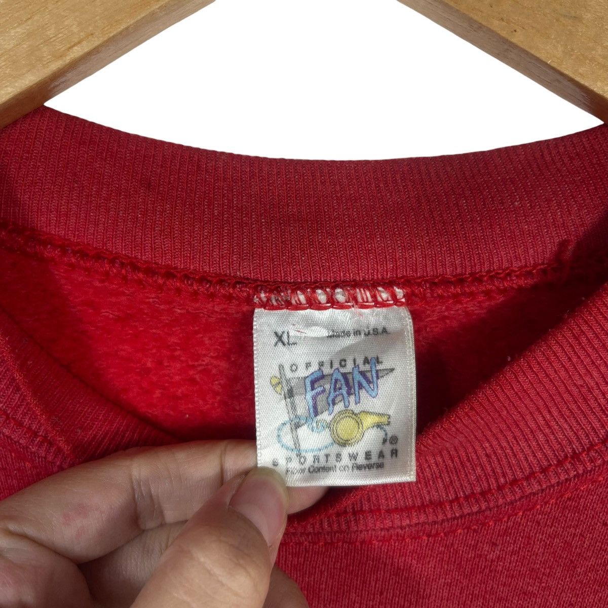 NBA Vintage Chicago Bulls NBA Crewneck Sweatshirt Red Basketball Size US XL / EU 56 / 4 - 3 Thumbnail