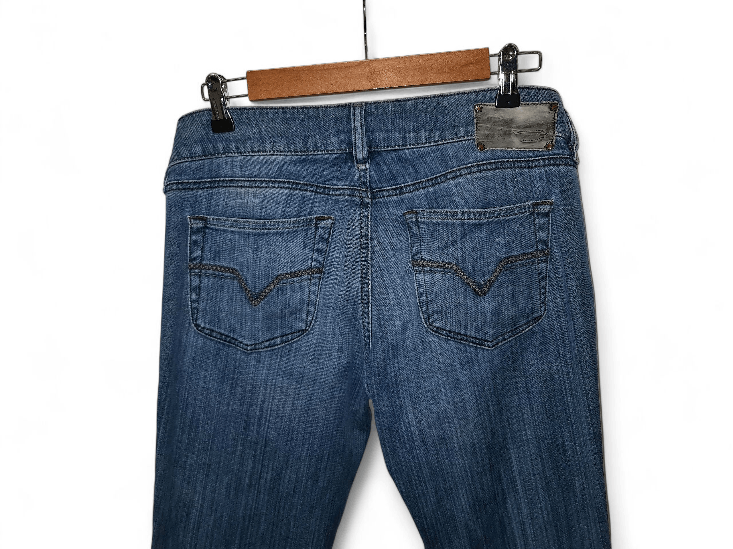 Diesel Vintage Diesel Flared Y2K Low-Rise Bootcut Washed Denim Size 30" / US 8 / IT 44 - 8 Thumbnail
