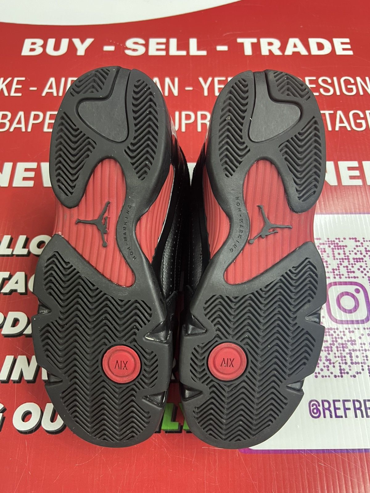 Jordan Brand Air Jordan 14 Last Shot Size 6y Size US 6 / EU 39 - 6 Thumbnail