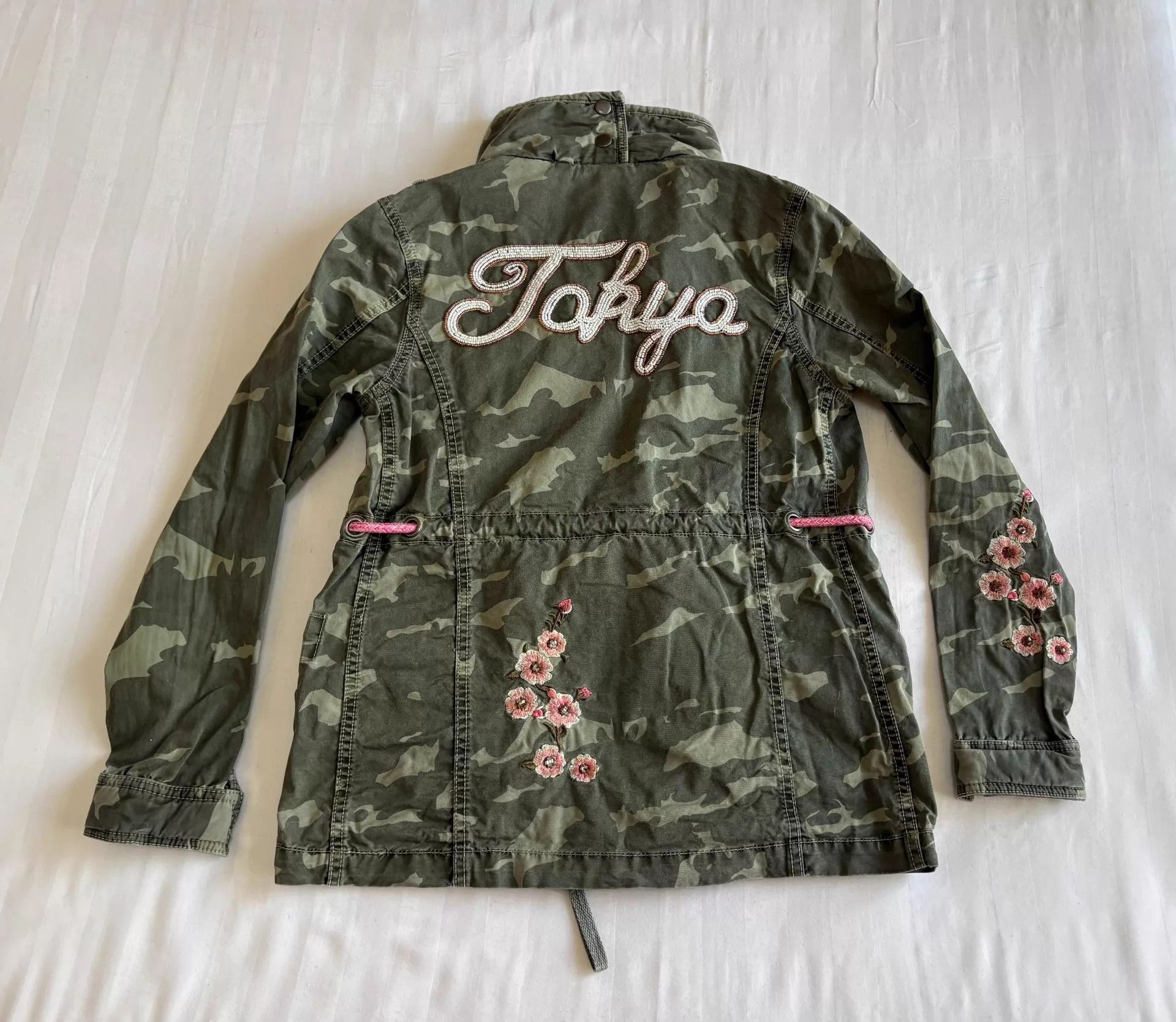 Other TOUGH Camo Beaded Floral Embroidered Drawstring Jacket Size S / US 4 / IT 40 - 3 Thumbnail