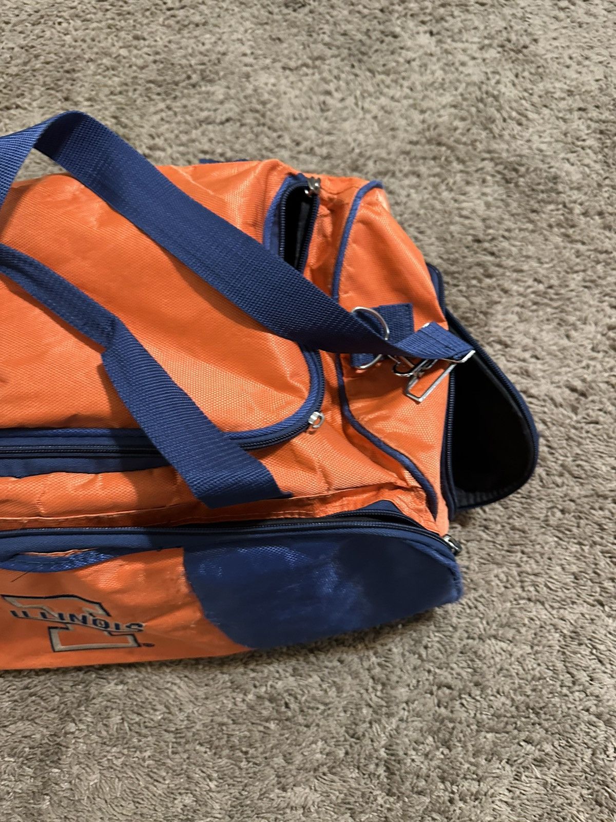 Vintage NCAA Illinois fighting illini duffle bag 90s