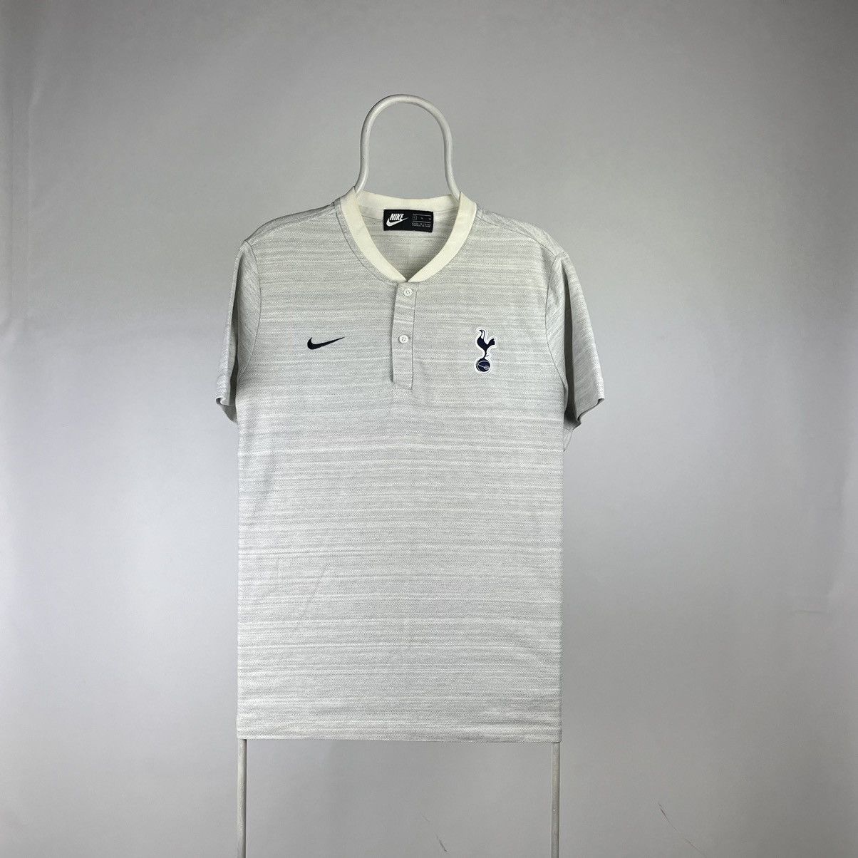 Nike Nike tottenham hostpur footbal club T-shirt size XLarge Size US XL / EU 56 / 4 - 1 Thumbnail