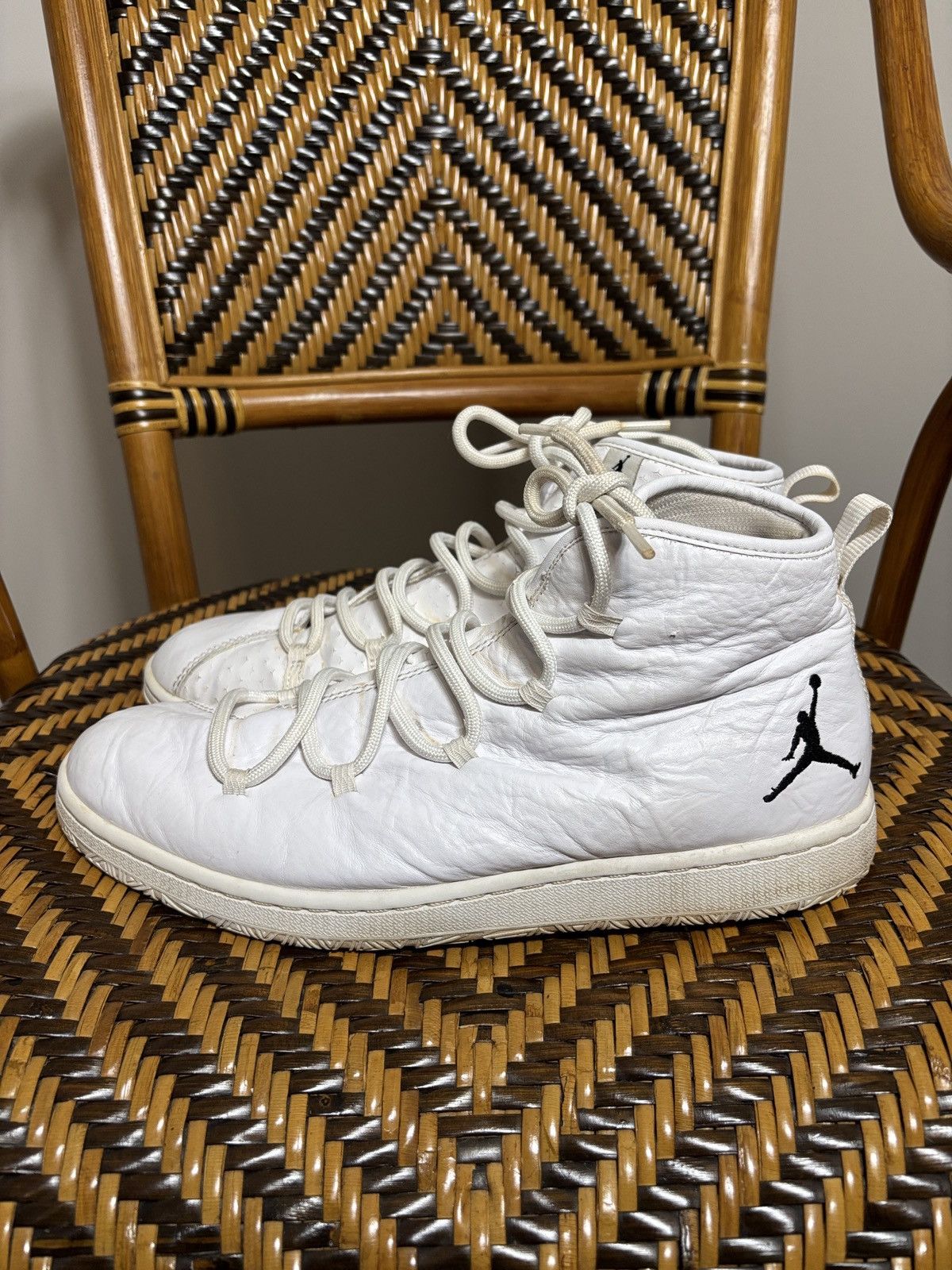Jordan Brand Air Jordan Galaxy White Black 820255-100 Men's Size 10.5 Size US 10.5 / EU 43-44 - 1 Thumbnail