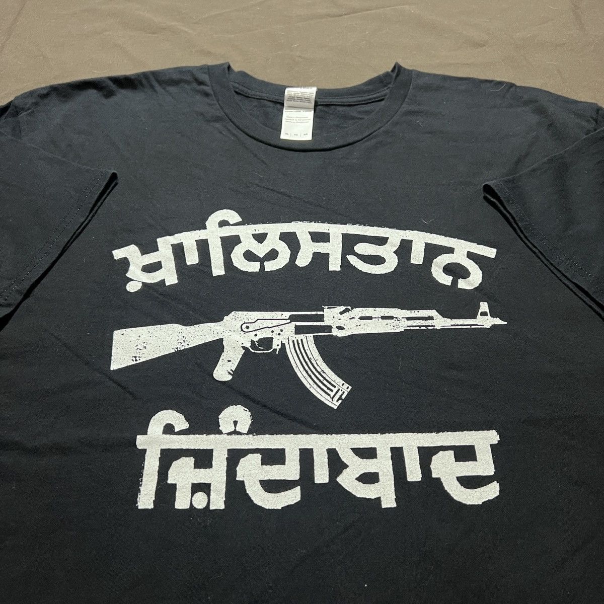 Vintage Vintage Y2K Khalistan Zindabad Tee XL AK47 Gun graphic Size US XL / EU 56 / 4 - 1 Thumbnail