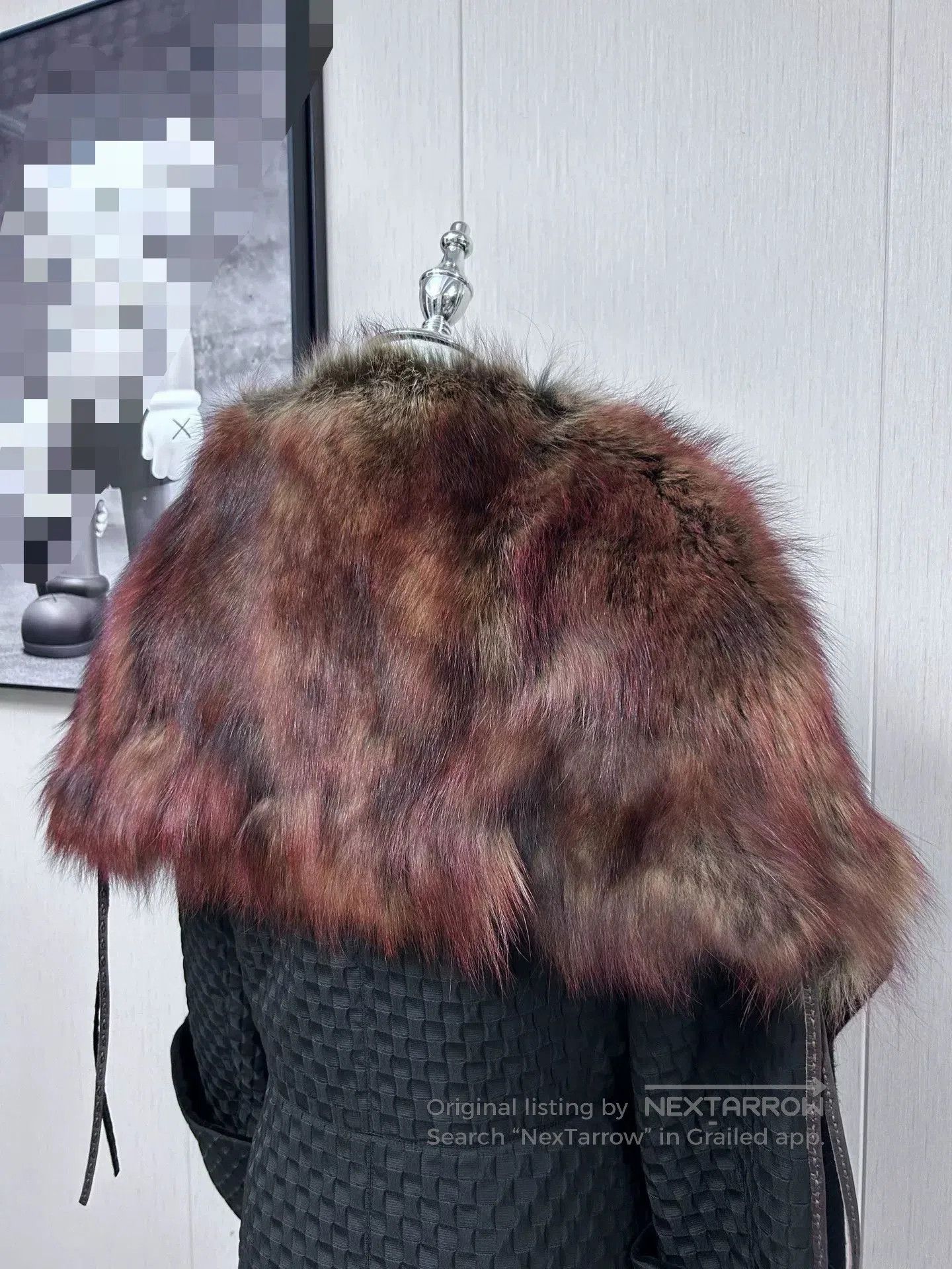 Fendi Fendi Cashmere Fur Cape Shawl. Size XS / US 0-2 / IT 36-38 - 1 Thumbnail