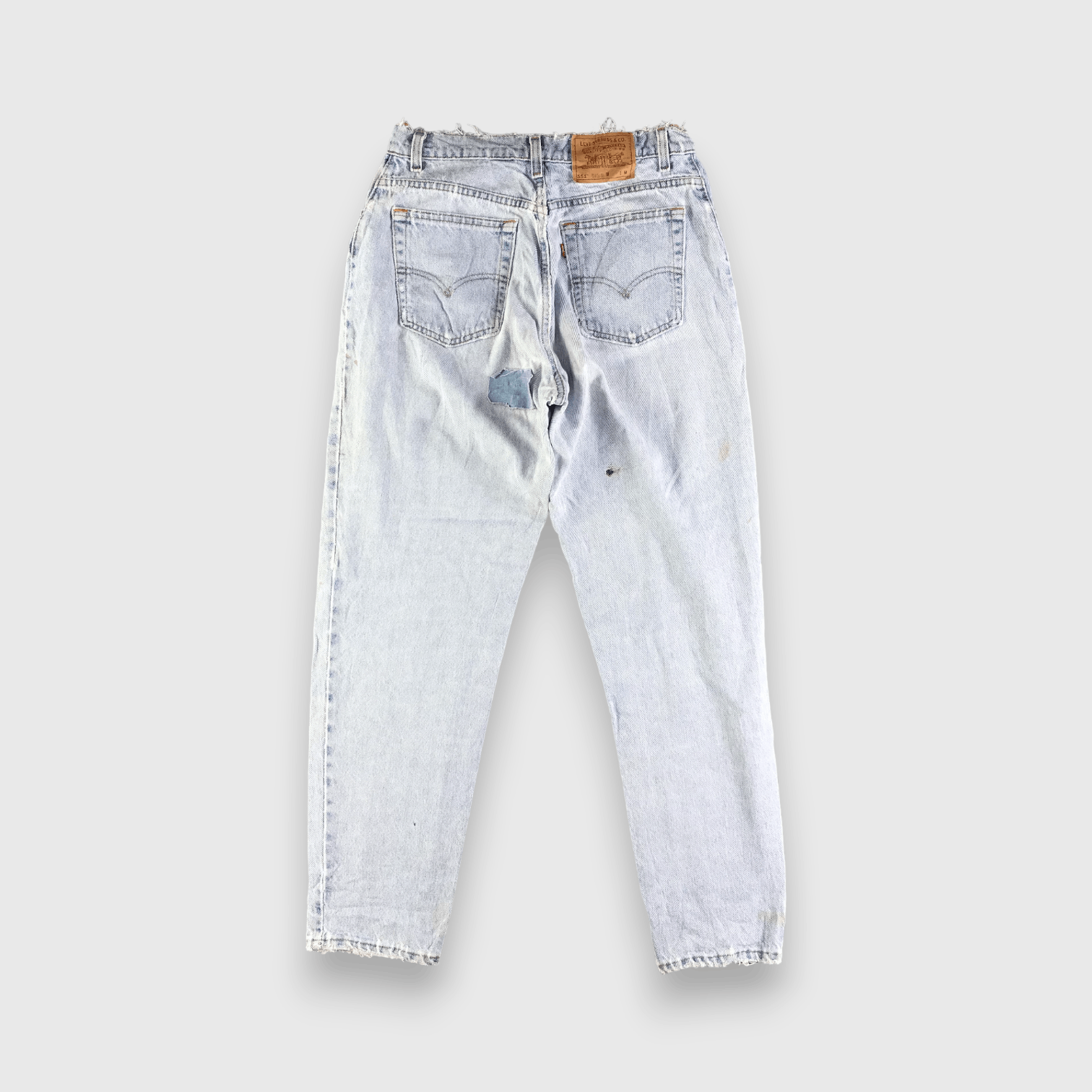 Levi's 90s Vintage Light Wash Levis 551 Jeans-J3310 Size US 31 - 2 Thumbnail