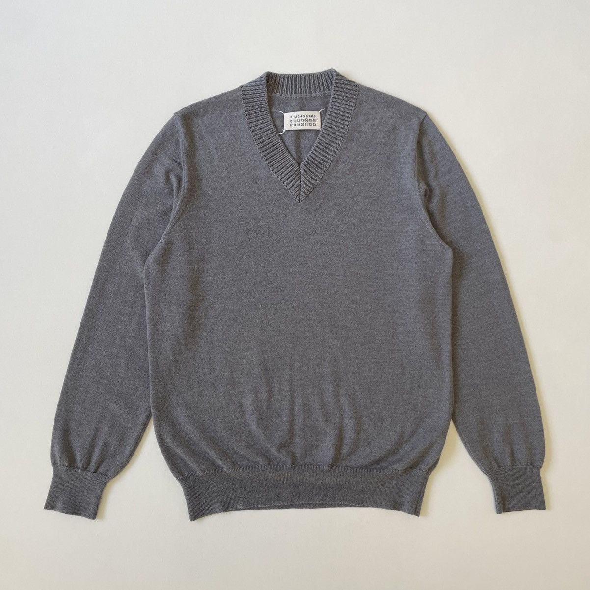 Maison Margiela A/W 11 Gray Wool V Neck Sweater Size US L / EU 52-54 / 3 - 14 Thumbnail