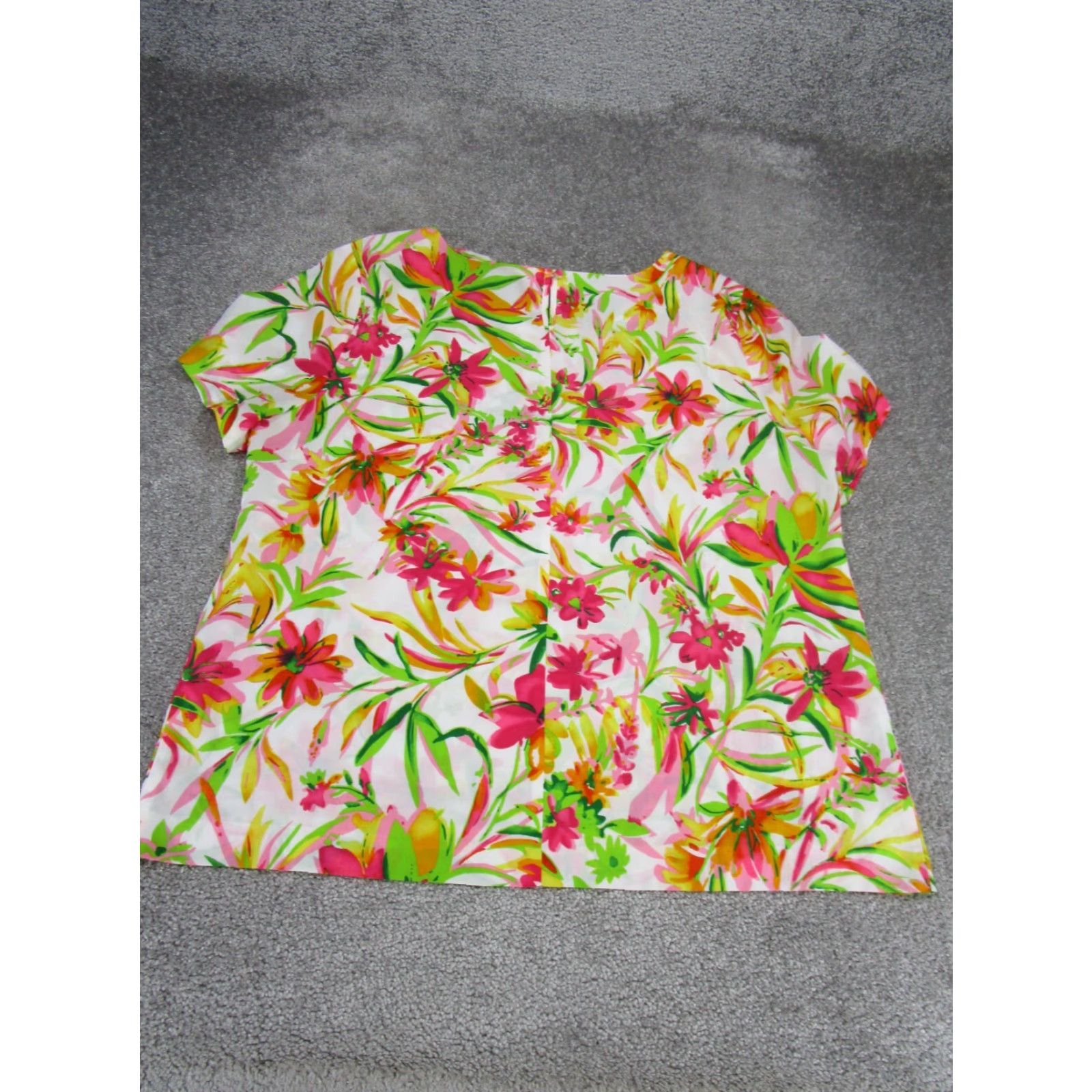 J.Crew J.Crew Shirt Womens XL White Floral Blouse Short Sleeve Womens XL White Floral Blouse Size XL / US 12-14 / IT 48-50 - 3 Thumbnail