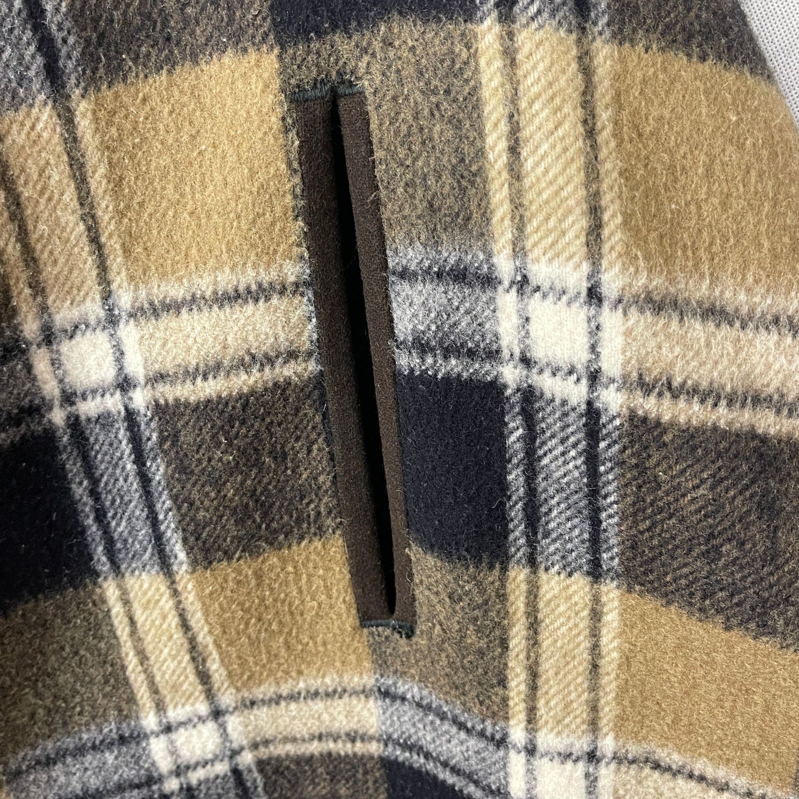 Vintage VINTAGE 70s Reversible Plaid Blanket Wool Cape Size M / US 6-8 / IT 42-44 - 4 Thumbnail