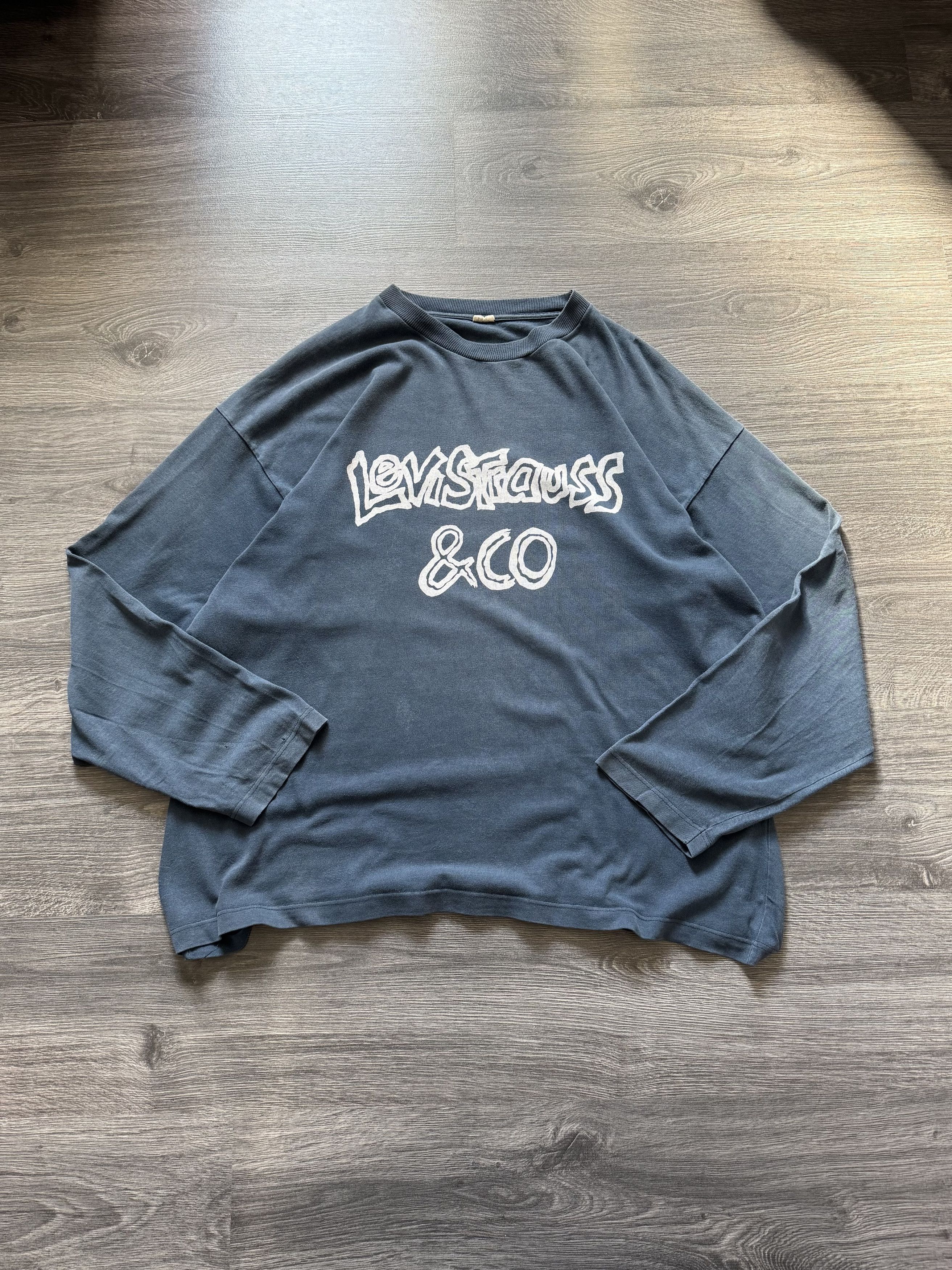 Levi's × Levi's Vintage Clothing × Vintage Levis 90s Trashed Sun Faded Sweatshirt Long Sleeve Size US XL / EU 56 / 4 - 2 Thumbnail