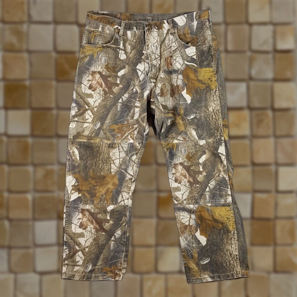 Wrangler VINTAGE Wrangler Realtree Camo Double Knee Workwear Pants 40x30 Mens Baggy Y2K Grunge Size US 40 / EU 56 - 1 Thumbnail