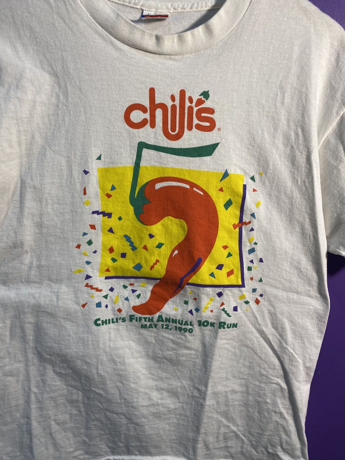 Other Vintage 1990 Chilis restaurant 10k run t-shirt Size US L / EU 52-54 / 3 - 3 Thumbnail