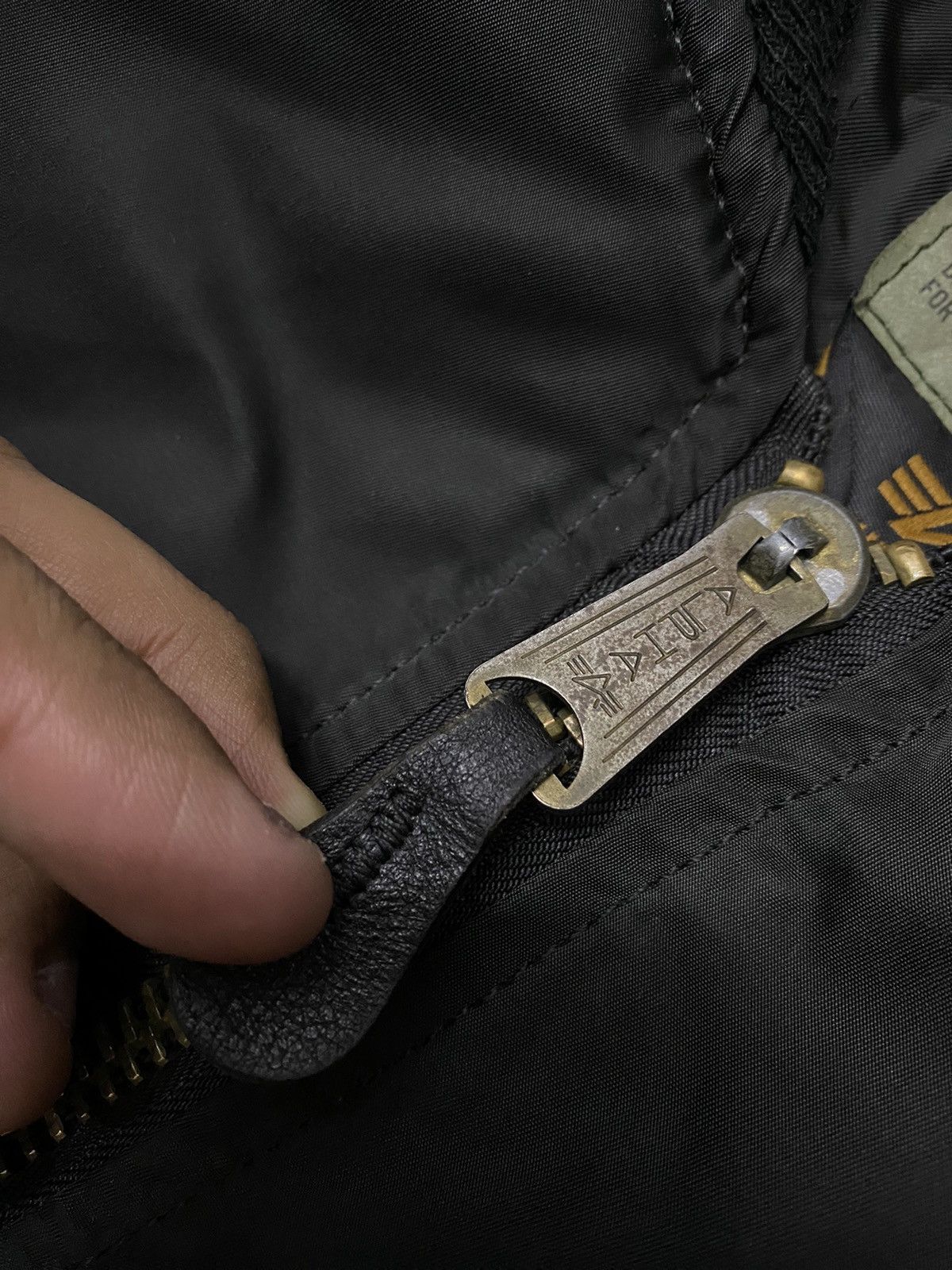 Alpha Industries × Vintage Alpha Industries Bomber Jacket MA-1 Size US L / EU 52-54 / 3 - 8 Thumbnail