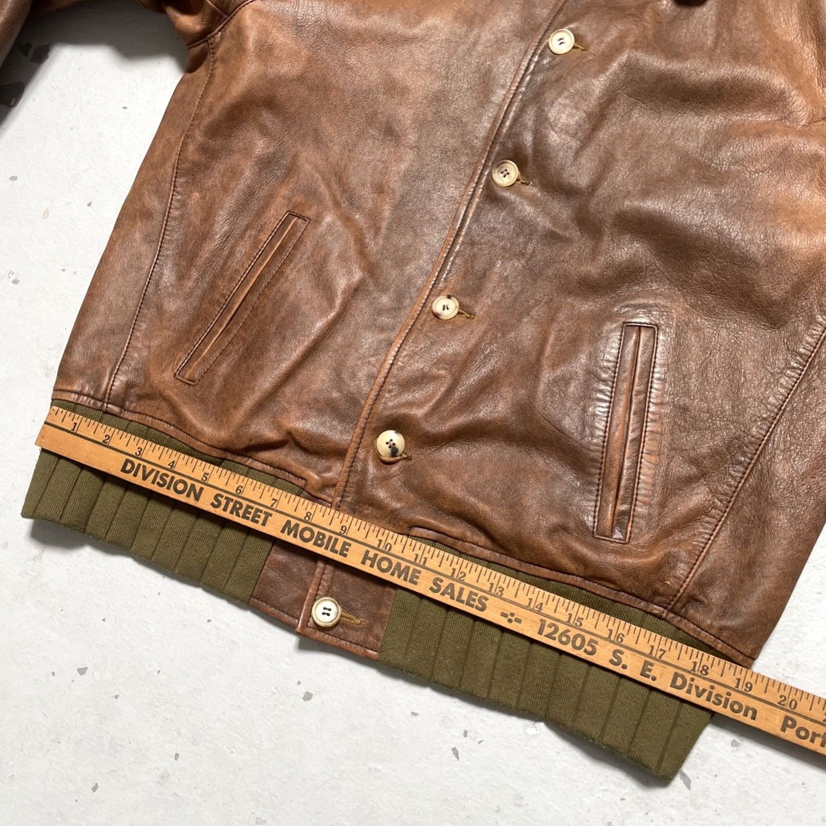Levi's Vintage Levis Big E Sheepskin Leather Bomber Jacket Made Italy L LVC Style Size US L / EU 52-54 / 3 - 7 Thumbnail