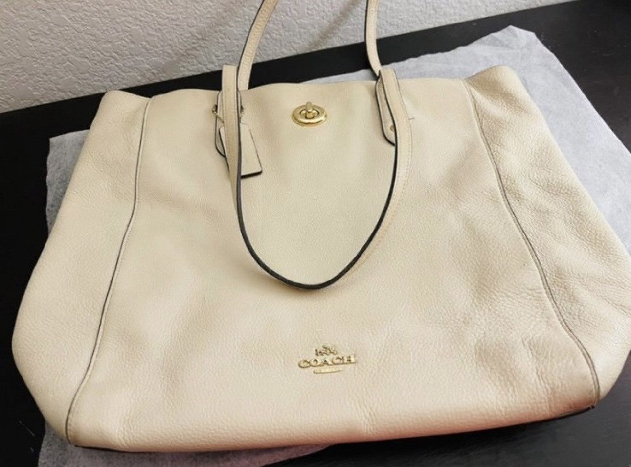 Tory Burch Coach Pebble Leather Town Tote in White Size ONE SIZE - 7 Thumbnail