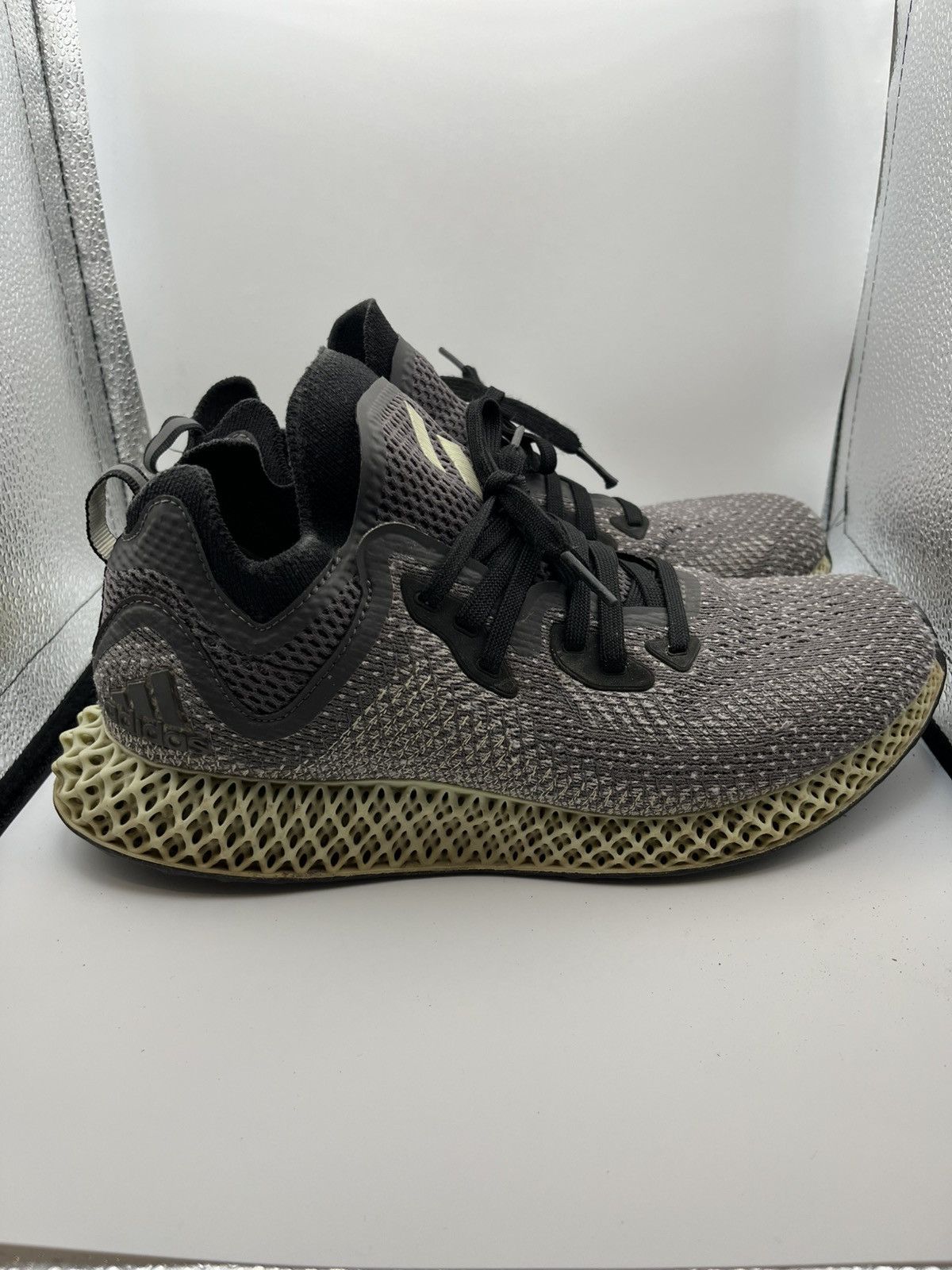 Adidas Adidas AlphaEdge 4D LTD Ash Green Size 7 Good Condition Size US 7 / EU 40 - 1 Thumbnail