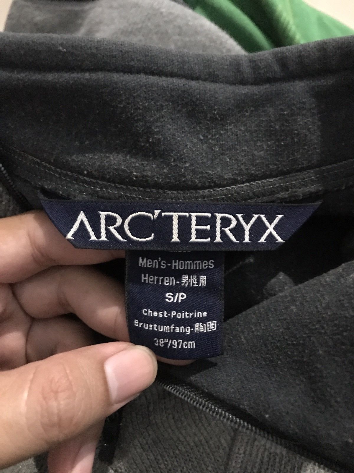 Arcteryx halfzipper sweater Corvet Fleece in grey warm canad