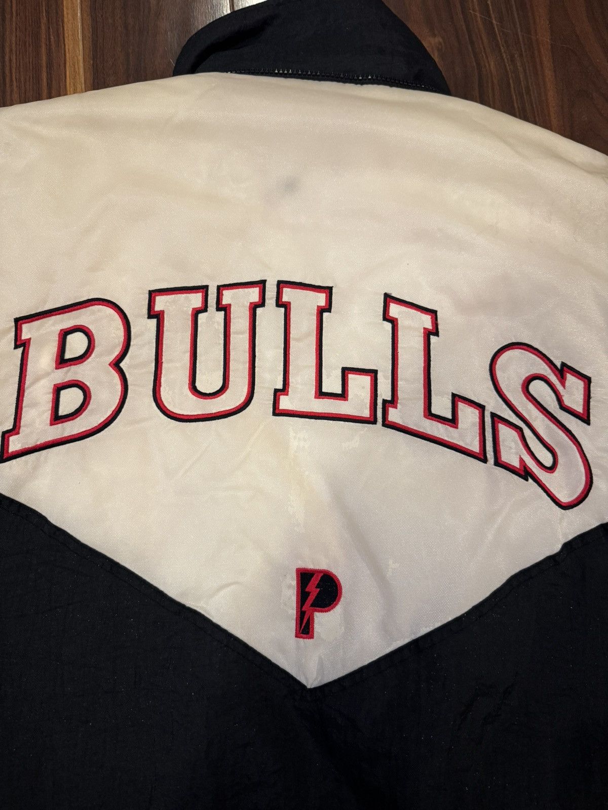 Pro Player 90s Pro Player Chicago Bulls Jacket – Made in Korea – XL Size US XL / EU 56 / 4 - 14 Thumbnail