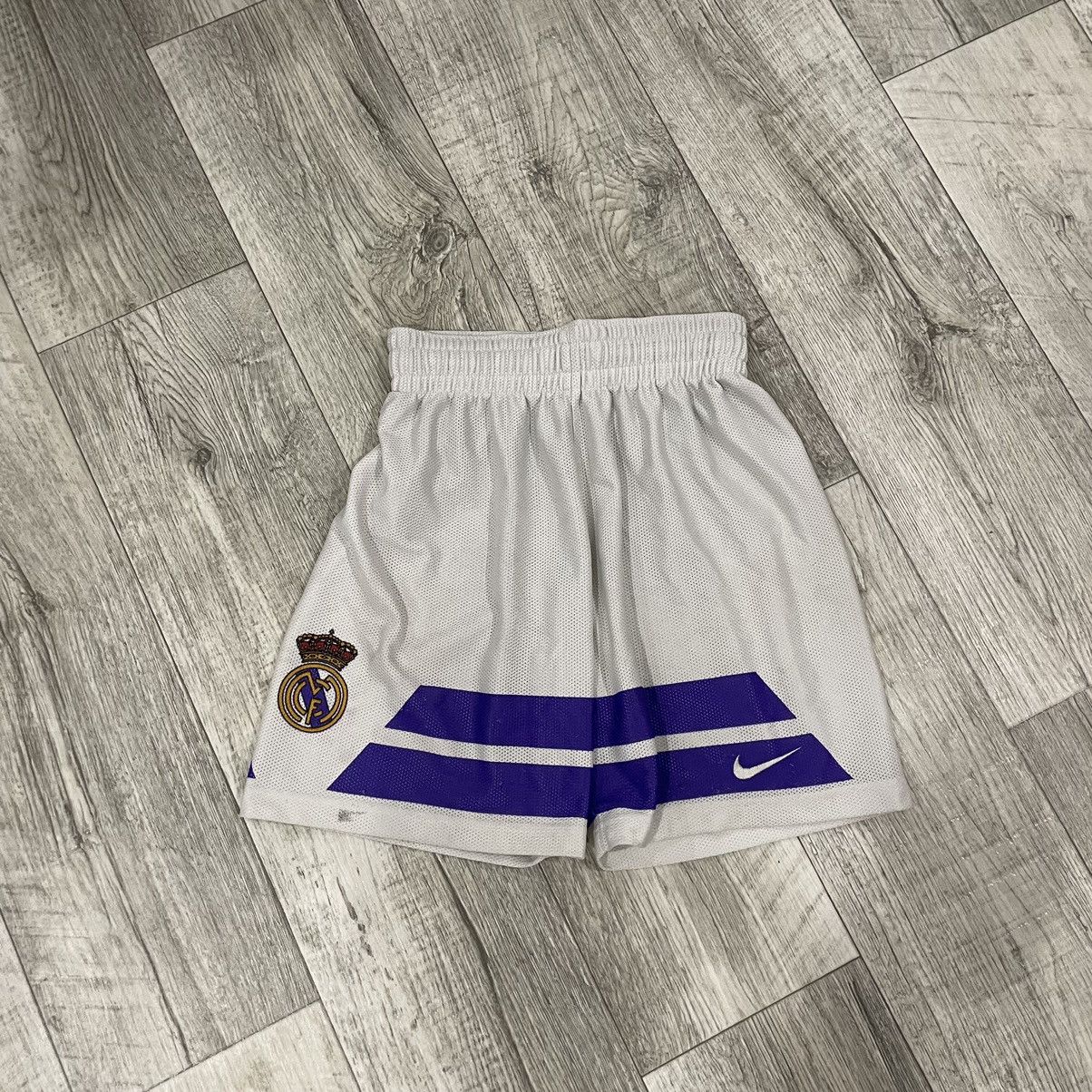 Real madrid basketball shorts deals