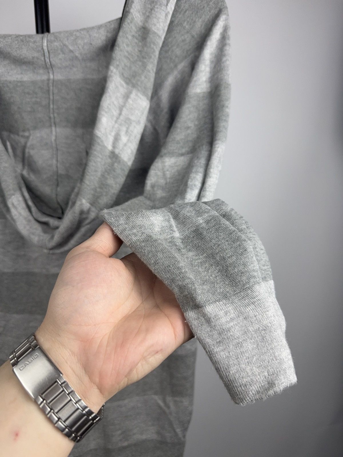 Armani Exchange Luxury Armani Exchange AX V Neck Knit Grey Logo Sweater M Size M / US 6-8 / IT 42-44 - 19 Thumbnail