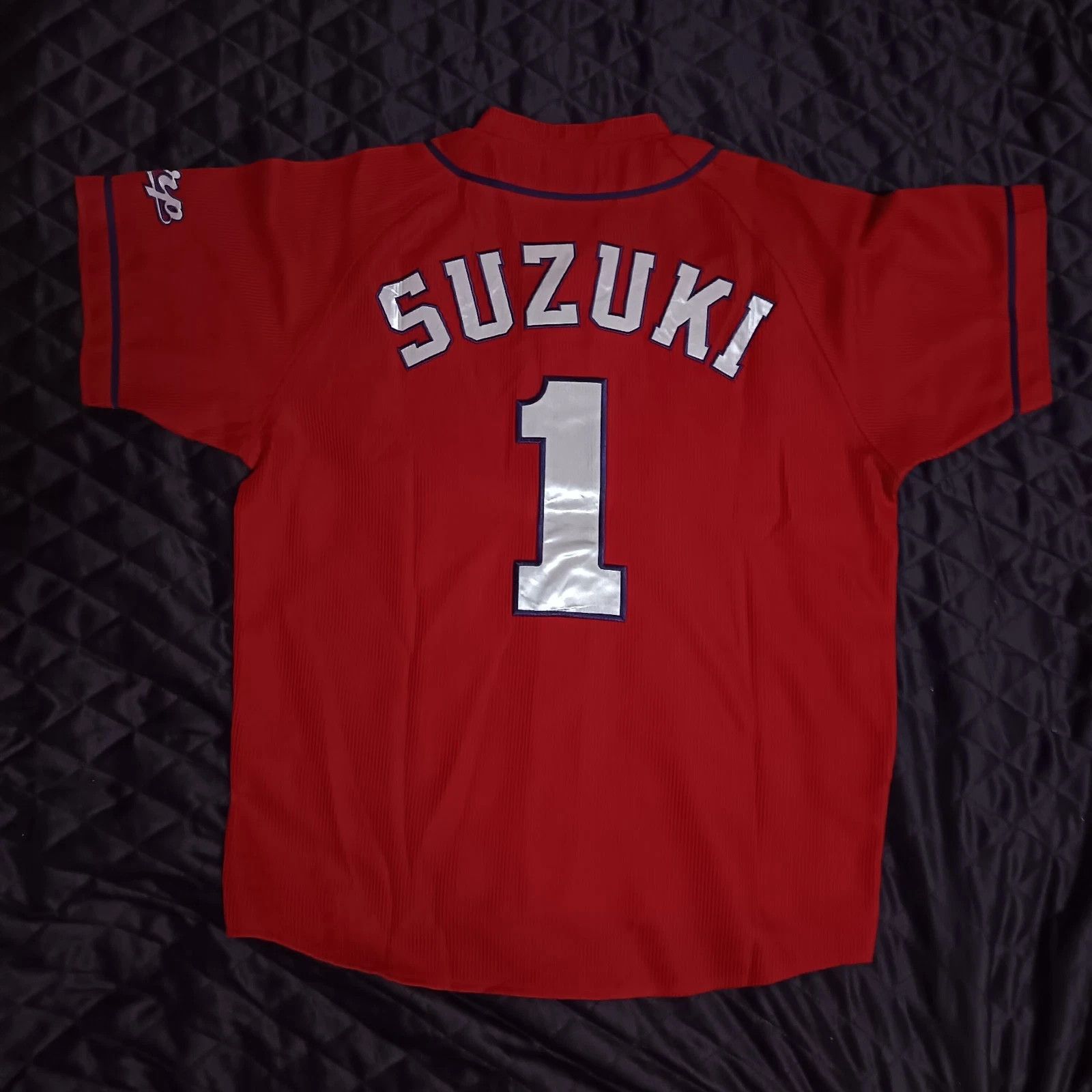 MLB Hiroshima Carp Seiya Suzuki NPB Japanese Baseball Jersey Size US M / EU 48-50 / 2 - 6 Thumbnail