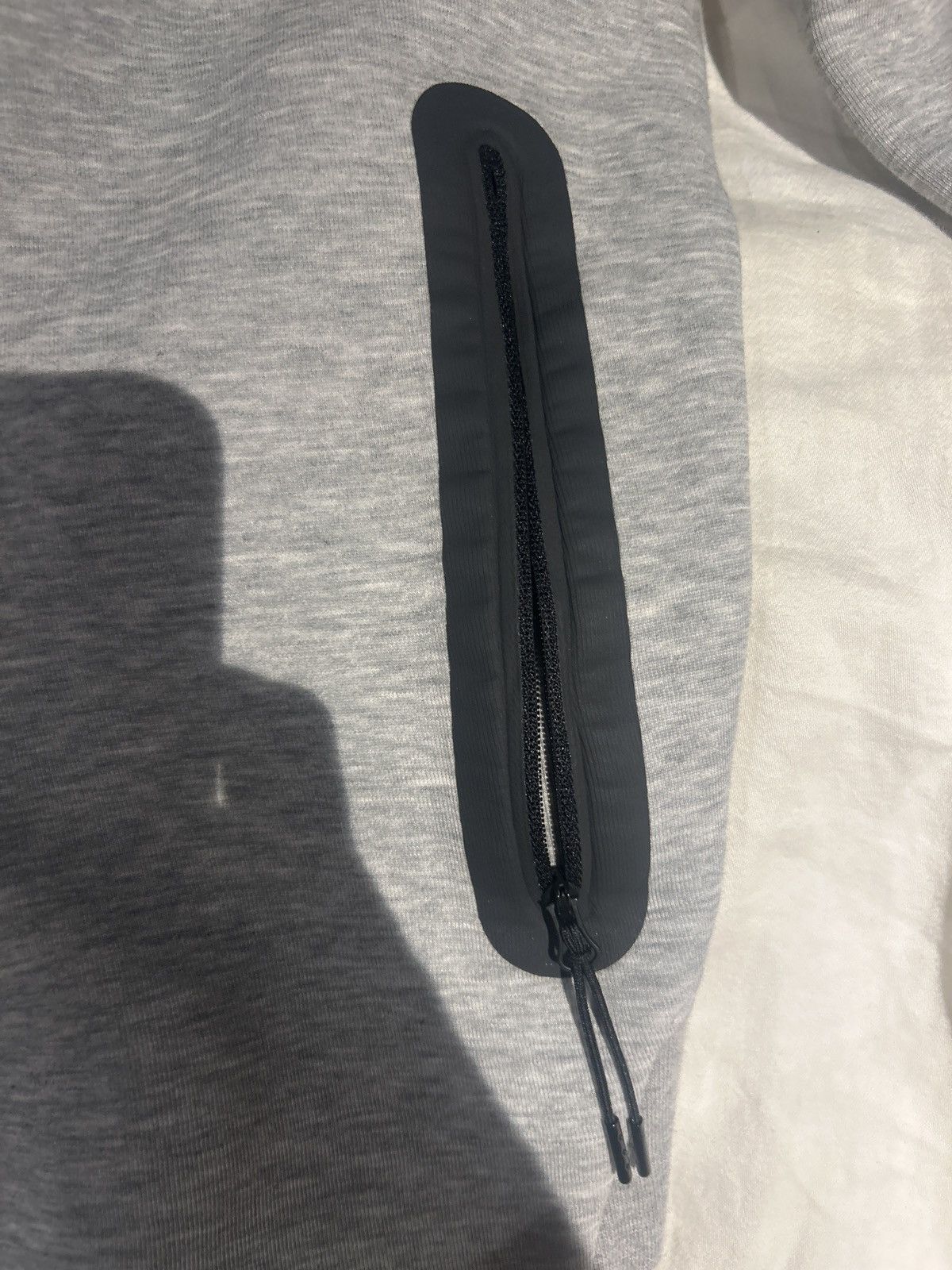 Nike Mens Nike Tech Fleece Grey/Black Set Hoodie + Joggers sz L Size US L / EU 52-54 / 3 - 9 Thumbnail