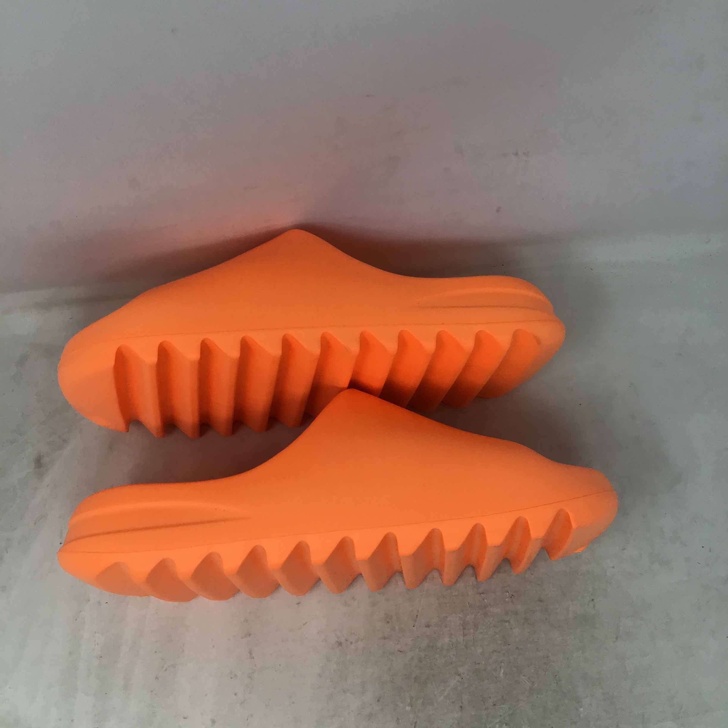 Yeezy Slides Enflame Orange