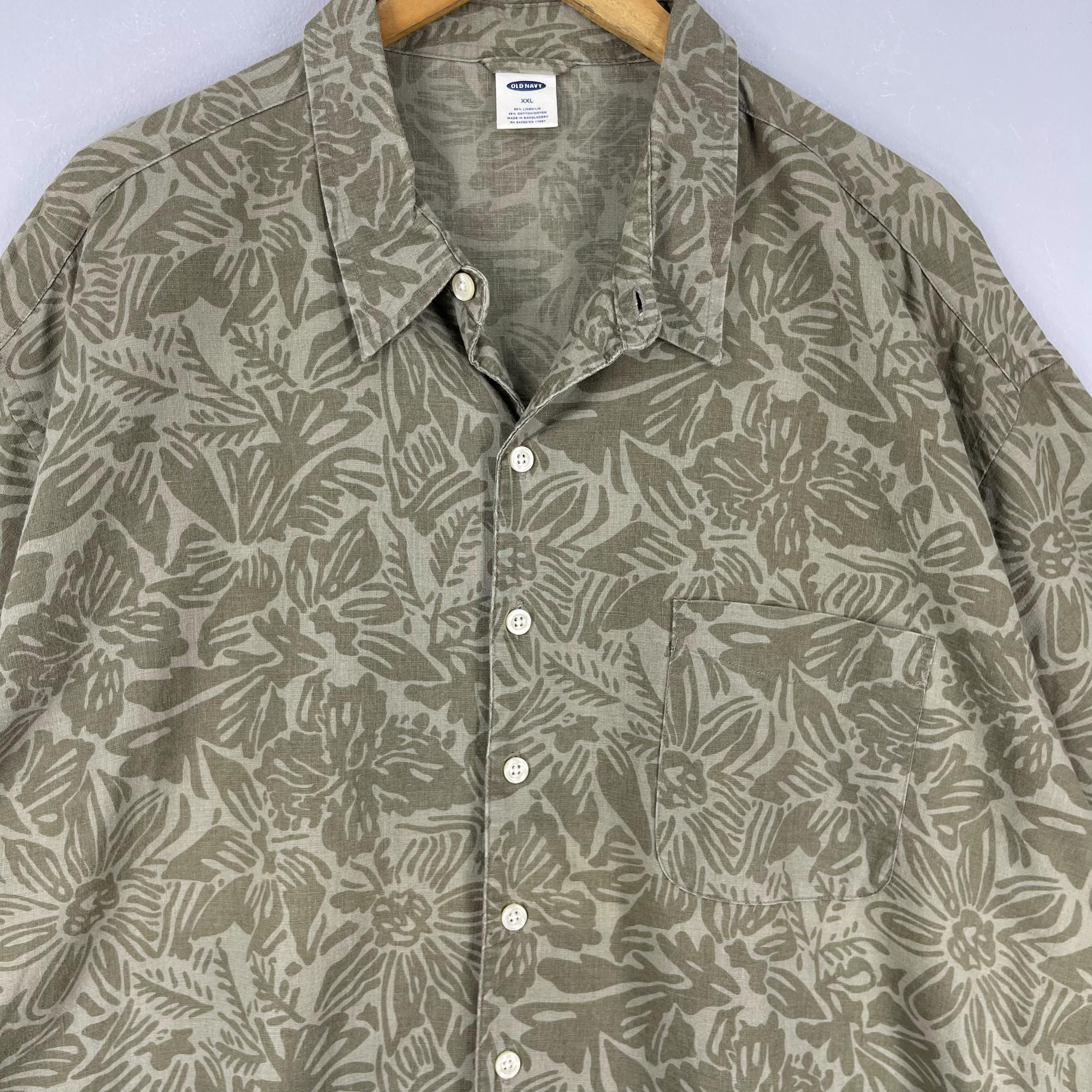 Vintage Vintage OLD NAVY Hawaii Hibiscus Floral Motive Shirt Size US XXL / EU 58 / 5 - 2 Thumbnail