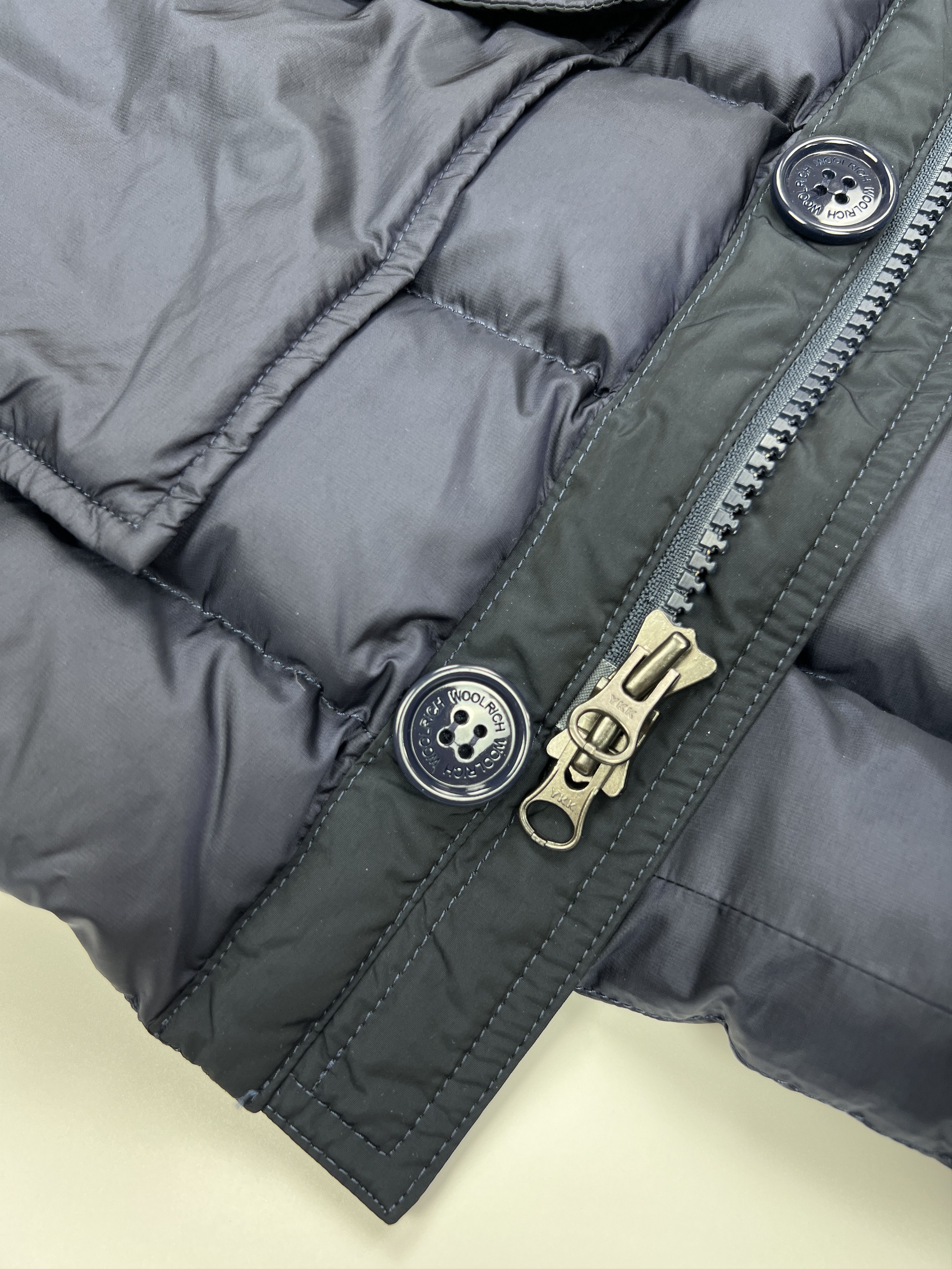 Woolrich Woolen Mills Woolrich Navy Blue Nylon Down Jacket Parka Size US XS / EU 42 / 0 - 8 Thumbnail