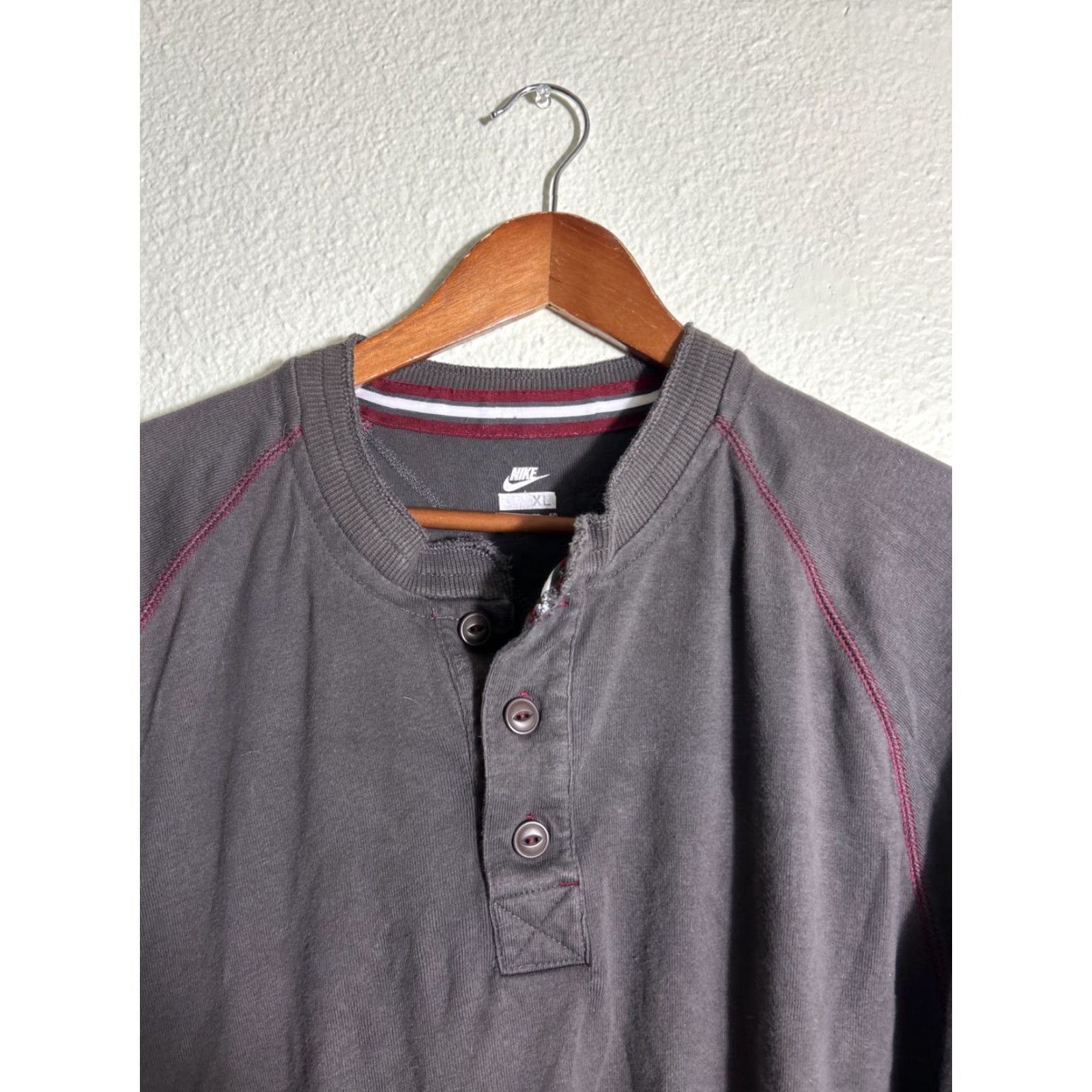 Nike Nike Henley Shirt Mens XL Gray Maroon Long Sleeve Cotton Pullover Size US XL / EU 56 / 4 - 3 Thumbnail