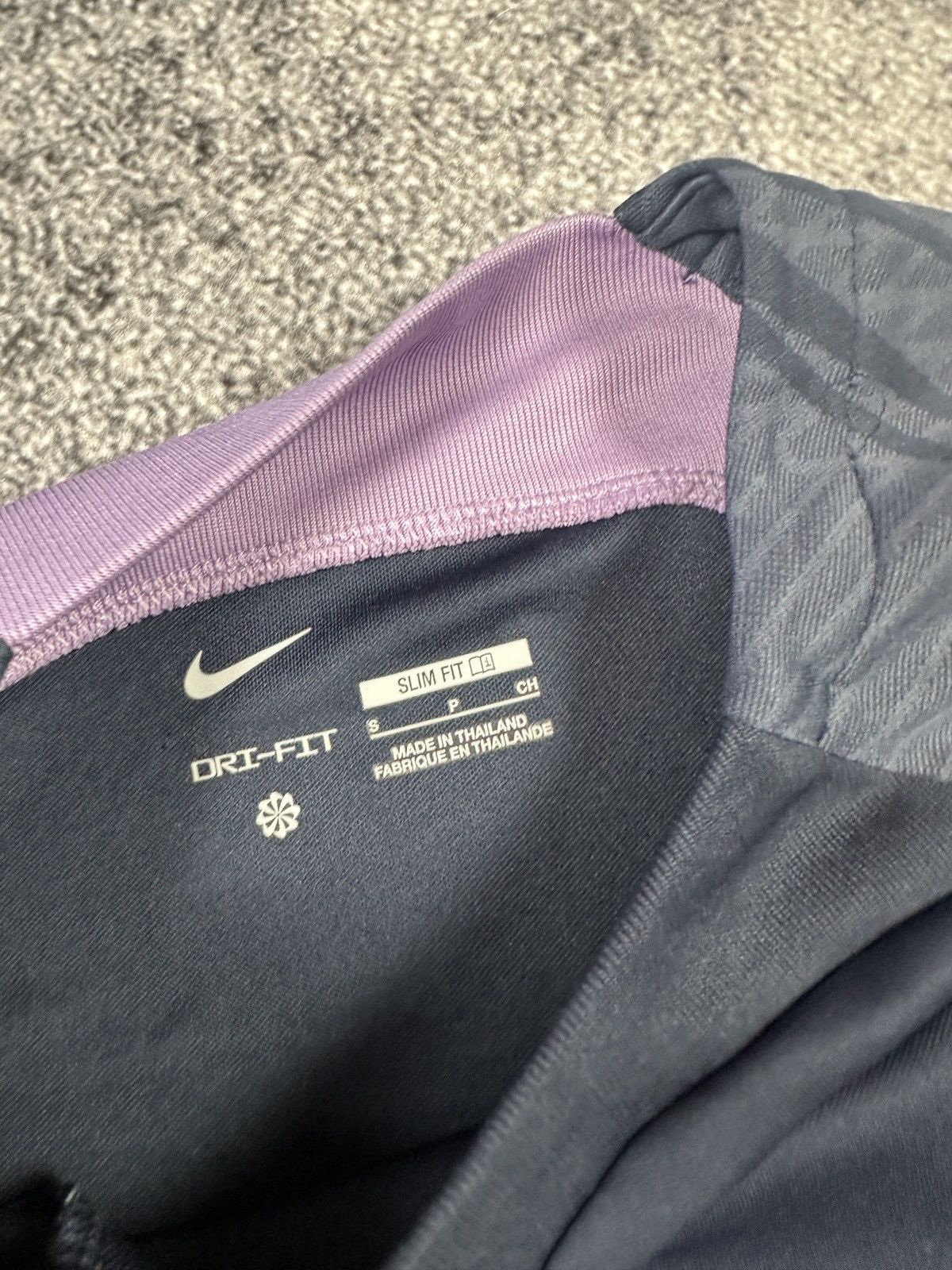 Nike Nike Tottenham Spurs AIA Soccer Jersey Blokecore Style Rare Size US S / EU 44-46 / 1 - 3 Thumbnail