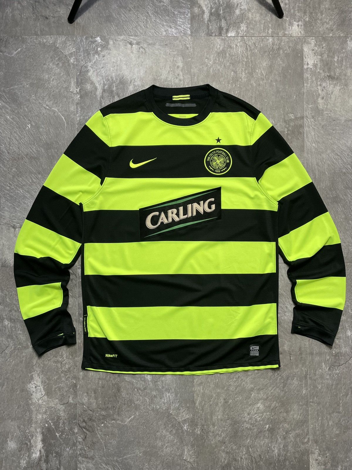 Nike Vintage Nike Celtic 2009 2011 Away Football Long Sleeve Size US M / EU 48-50 / 2 - 1 Thumbnail