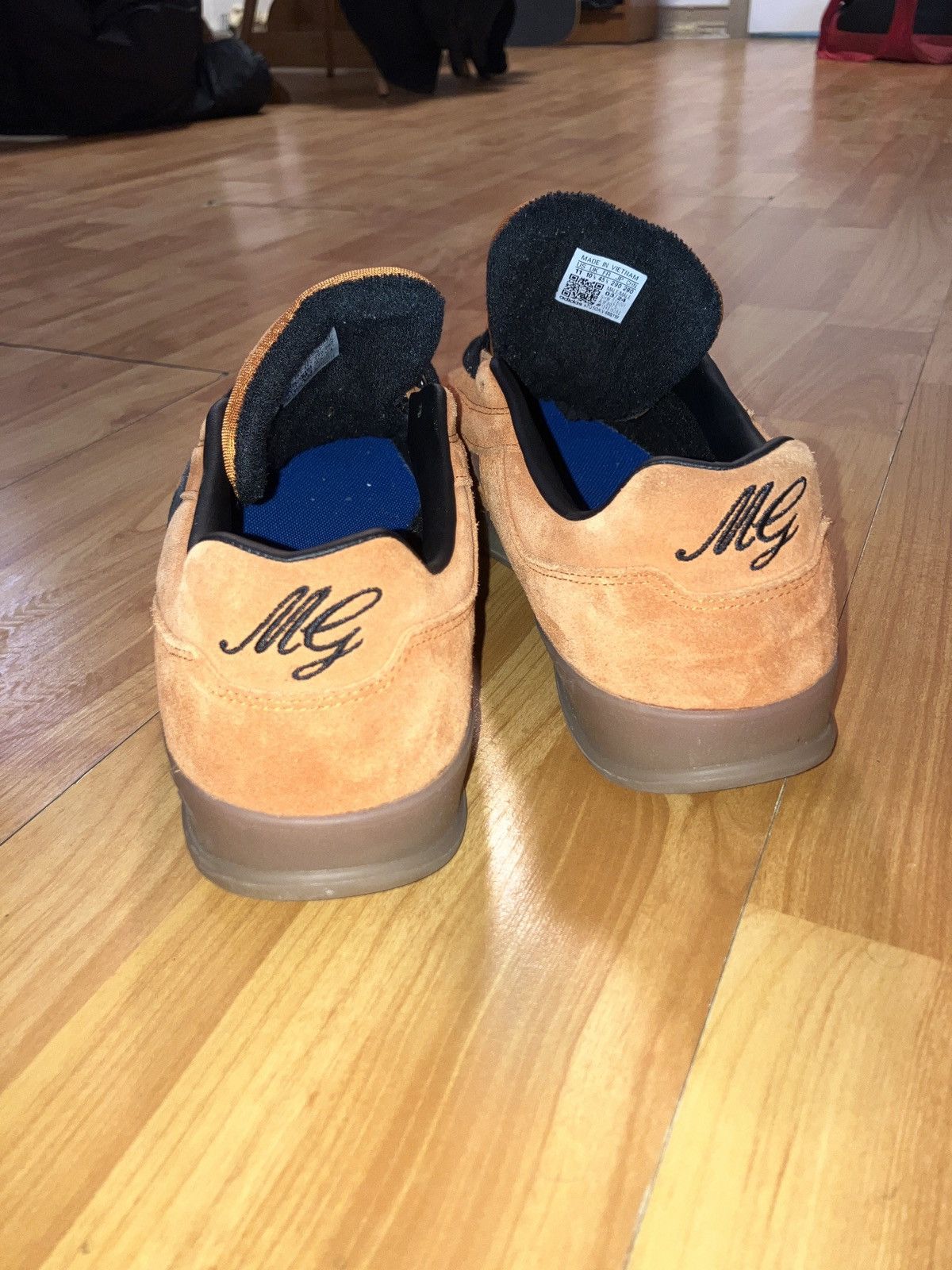 Adidas Adidas aloha super Gonz size 11 Size US 11 / EU 44 - 4 Thumbnail