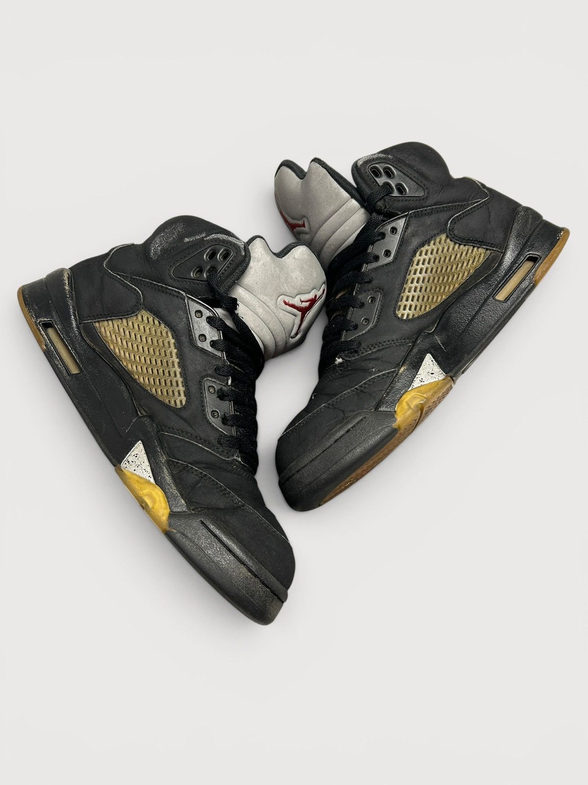 Jordan Brand 2016 Air Jordan 5 Retro “Black Metallic” Size US 9.5 / EU 42-43 - 4 Thumbnail