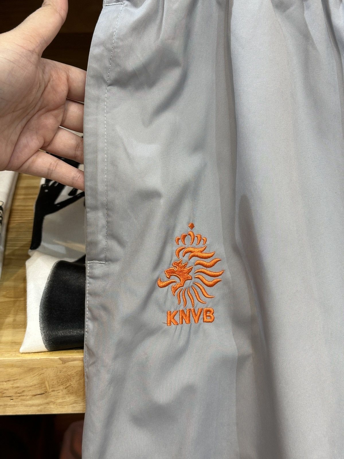 Nike Netherlands 2011-12 Nike Football Track Pants Size US 32 / EU 48 - 3 Thumbnail
