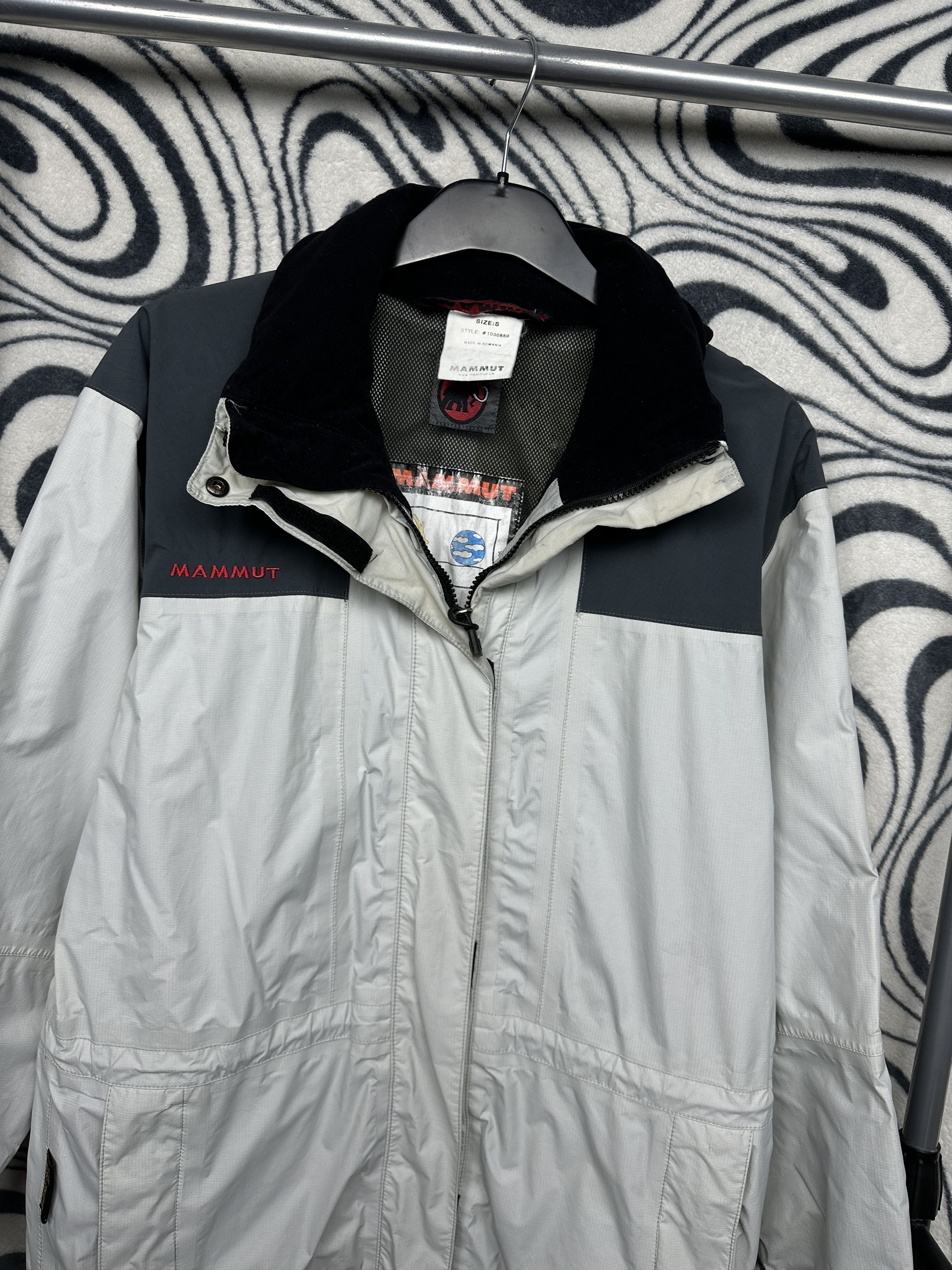 Mammut Mammut Vintage Womens Windbreaker Jacket Size US S / EU 44-46 / 1 - 2 Thumbnail