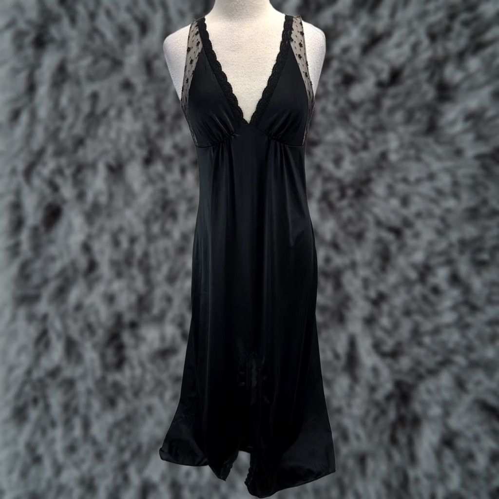 Vintage VINTAGE Deena Nightgown L Black Nylon Long Lace Trim Made USA 70s Vtg Front Slit Women’s Size ONE SIZE - 1 Thumbnail