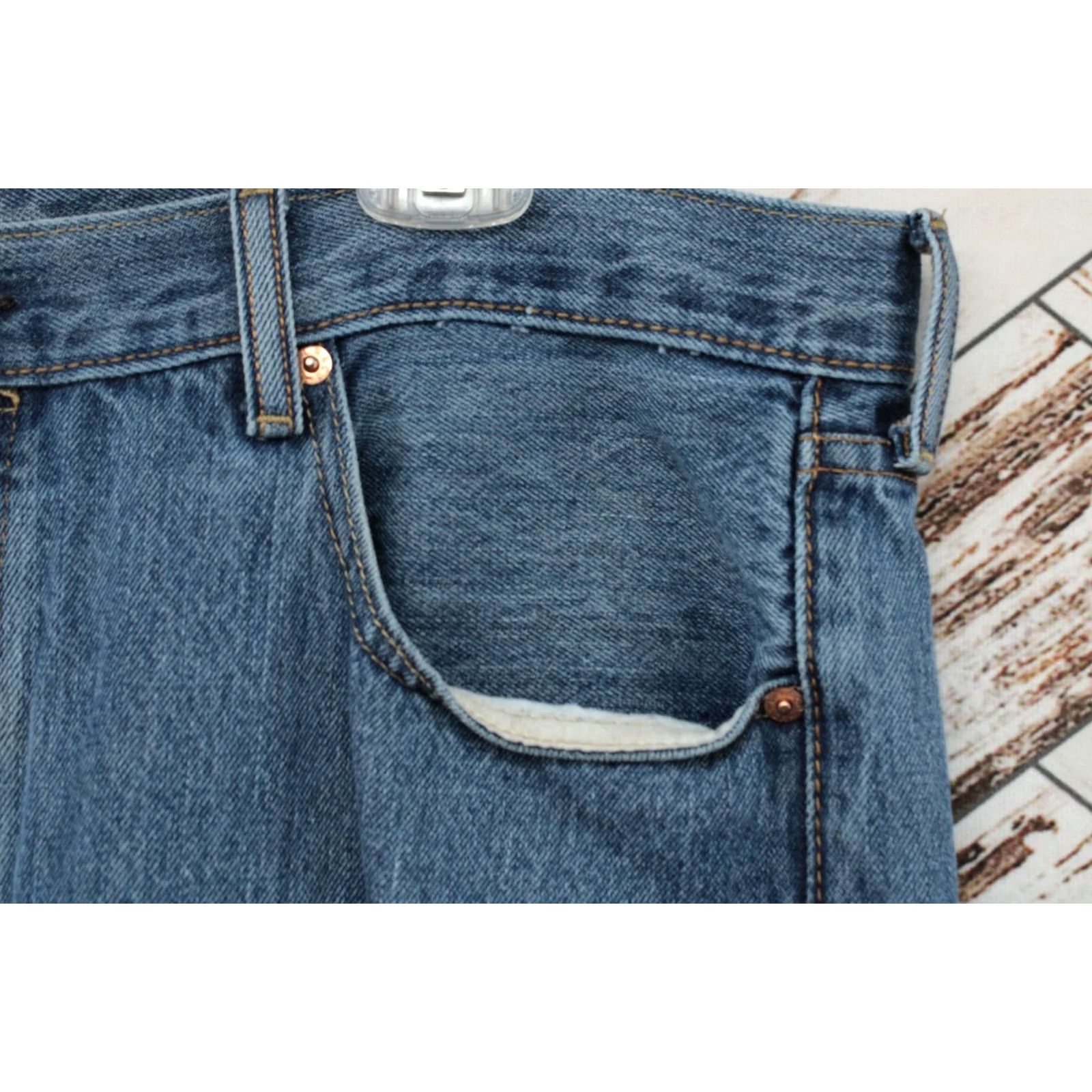 Levi's Levi's 501 Jeans Mens 38X34 Button Fly Blue Denim High Rise Stretch USA Cowboy Regular Moderate Pockets Logo 5-Pocket Size US 38 / EU 54 - 5 Thumbnail