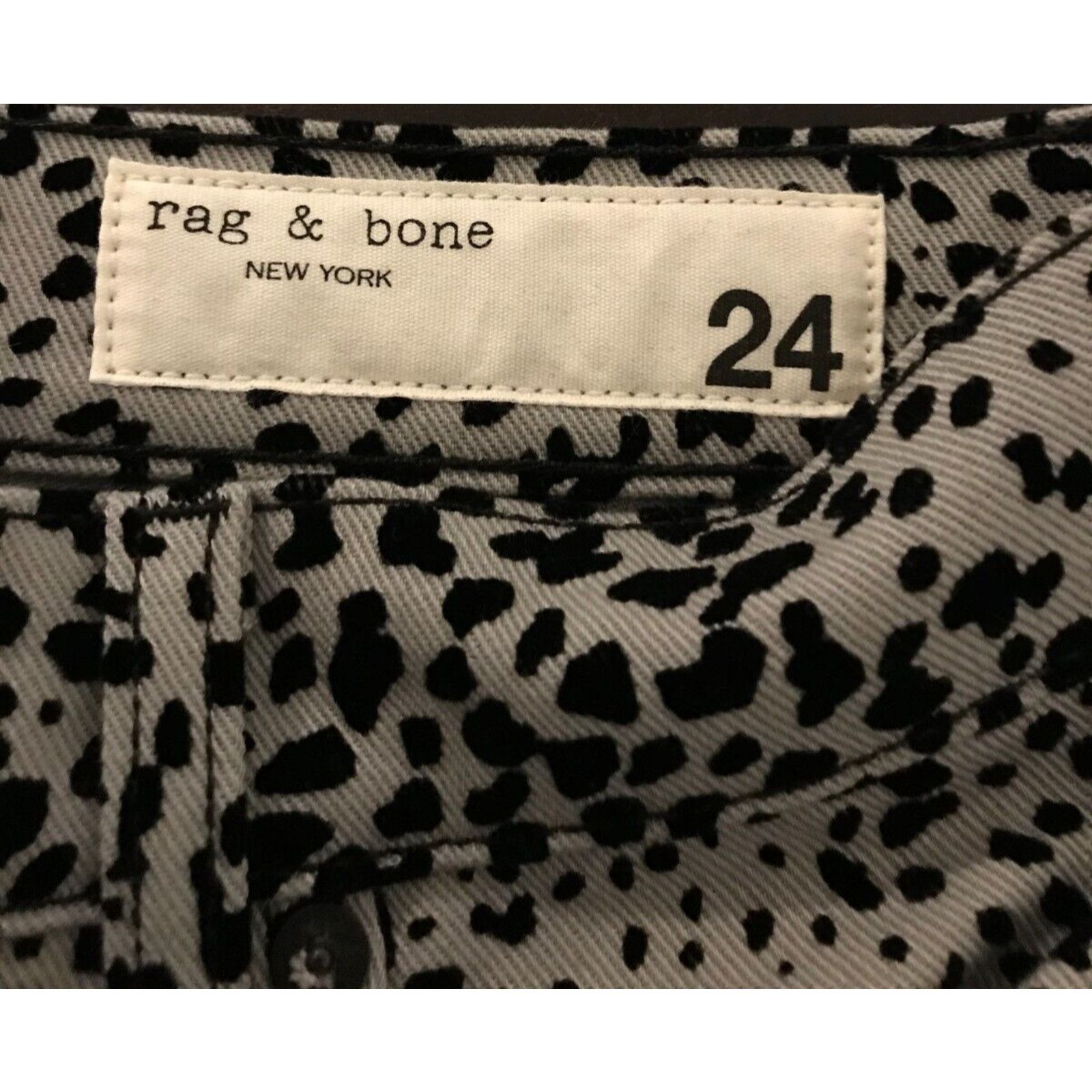 Rag & Bone Rag & Bone Hana High-Rise Slim Cropped Gray Cheetah Jeans Size 26" / US 2 / IT 38 - 6 Thumbnail