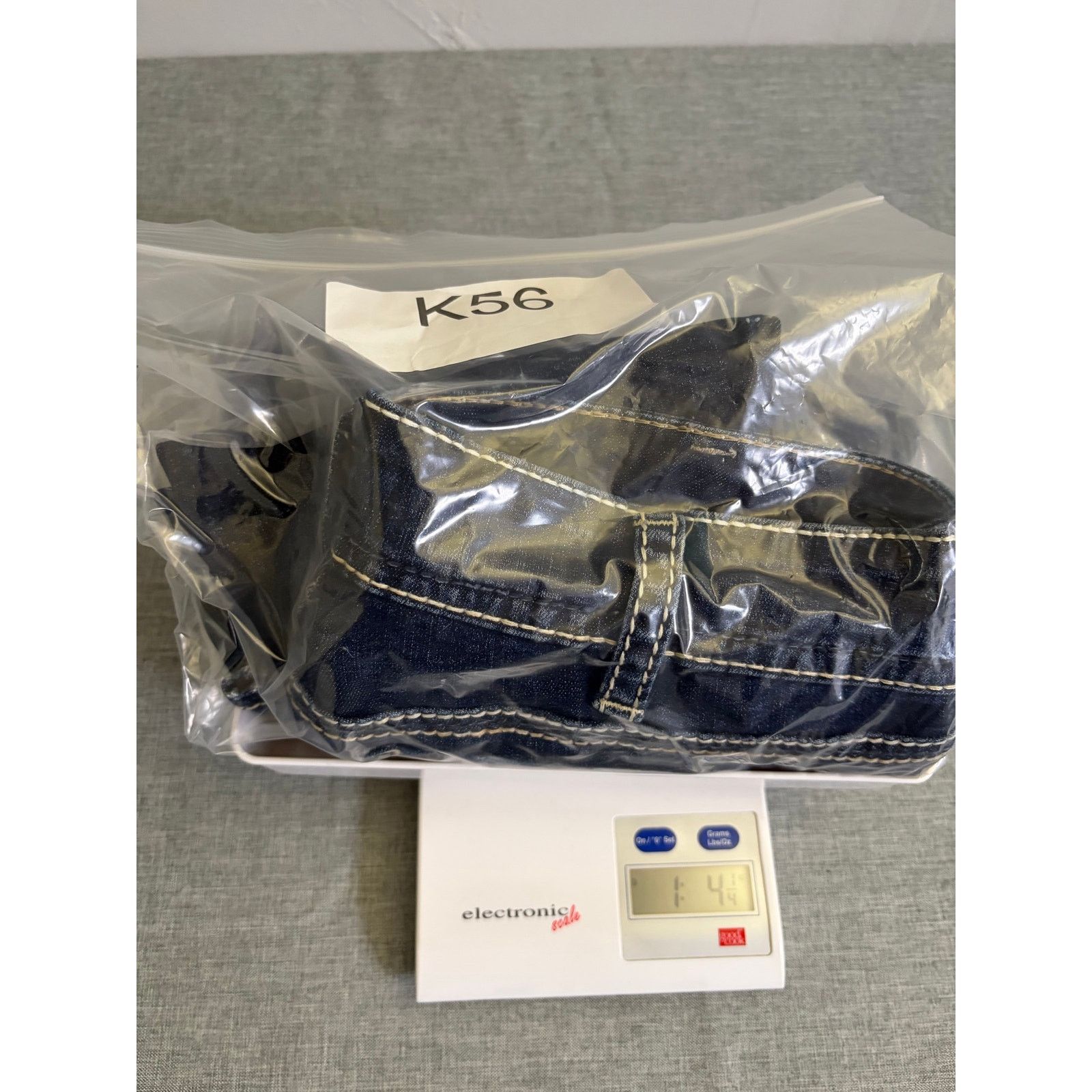 Silver Jeans Co. Silver Jeans Suki Straight Womens 30x30 Dark Bootcut Jeans Size 30" / US 8 / IT 44 - 13 Thumbnail