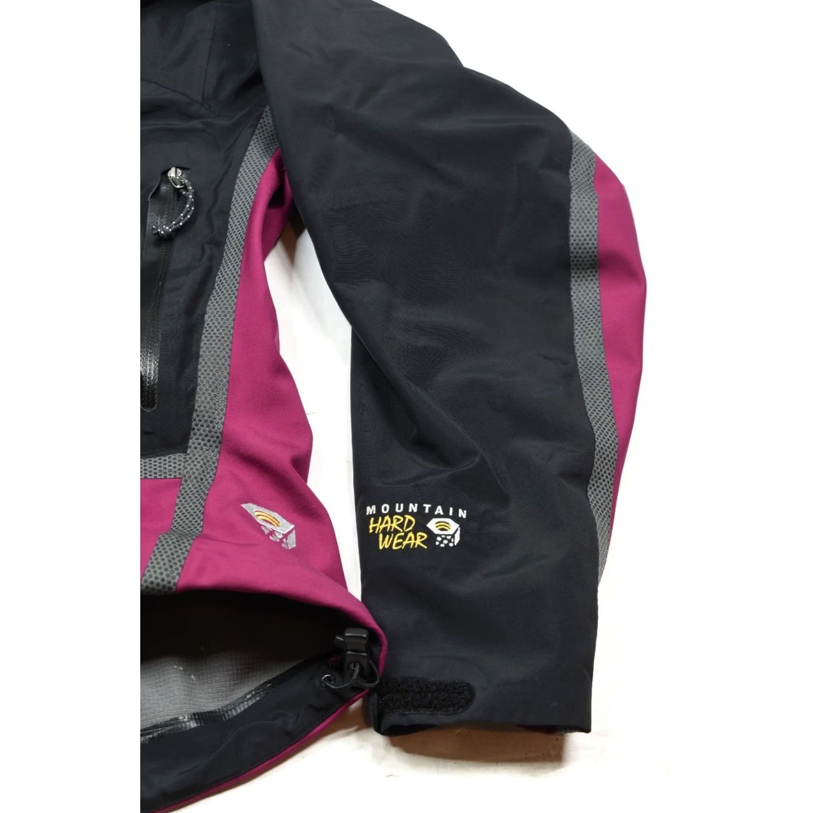 Mountain Hardwear VINTAGE Mountain Hardwear Conduit SoftShell Jacket Womens 6 Black Long Sleeve Waterproof Size M / US 6-8 / IT 42-44 - 5 Thumbnail