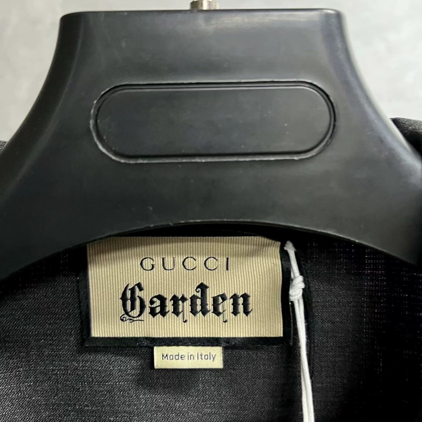 Gucci gucci dark gray cashmere suit jacket Size US L / EU 52-54 / 3 - 2 Thumbnail