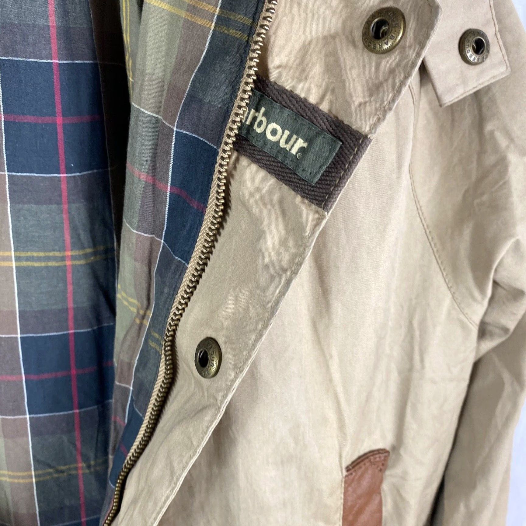 Barbour VINTAGE Barbour Jacket Mens Jacket M Beig e Nylon Lining Leather Trim Windbreaker Beige Size US M / EU 48-50 / 2 - 5 Thumbnail