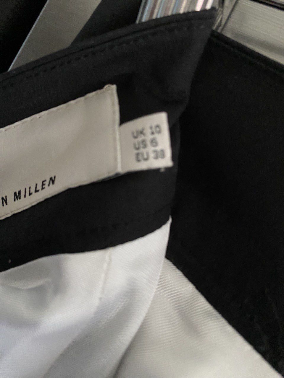 Karen Millen Karen Millen Skirt Size 28" / US 6 / IT 42 - 3 Thumbnail