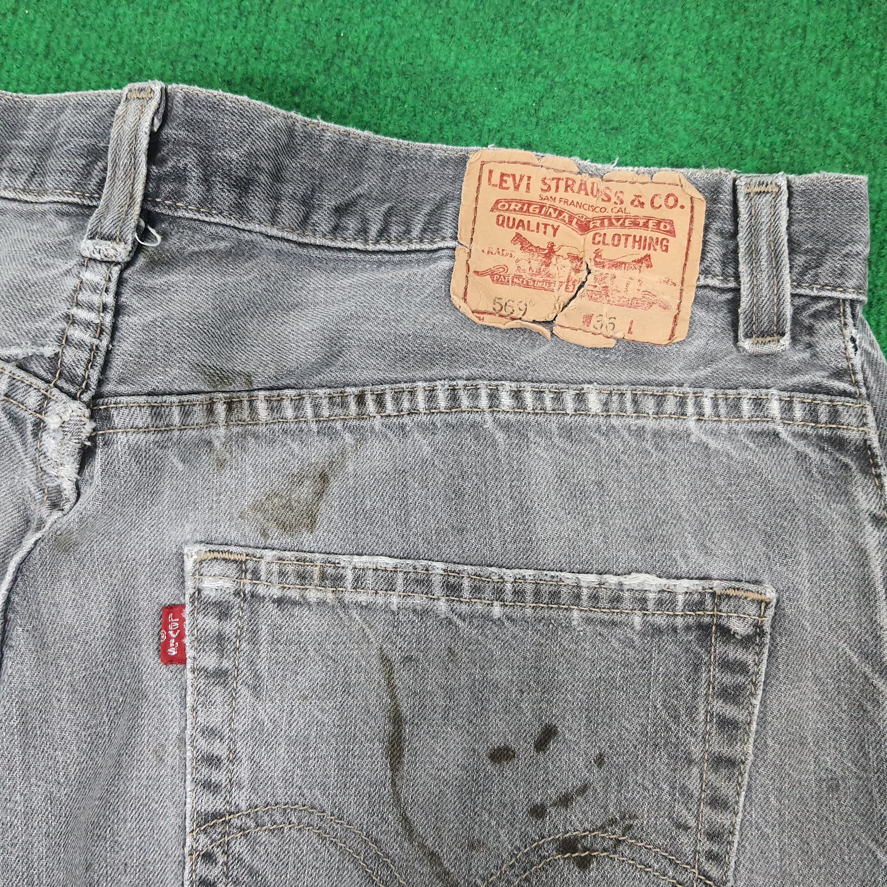 Levi's × Vintage Vintage Levi's 569 Loose Distressed Short Jeans Size US 36 / EU 52 - 4 Thumbnail